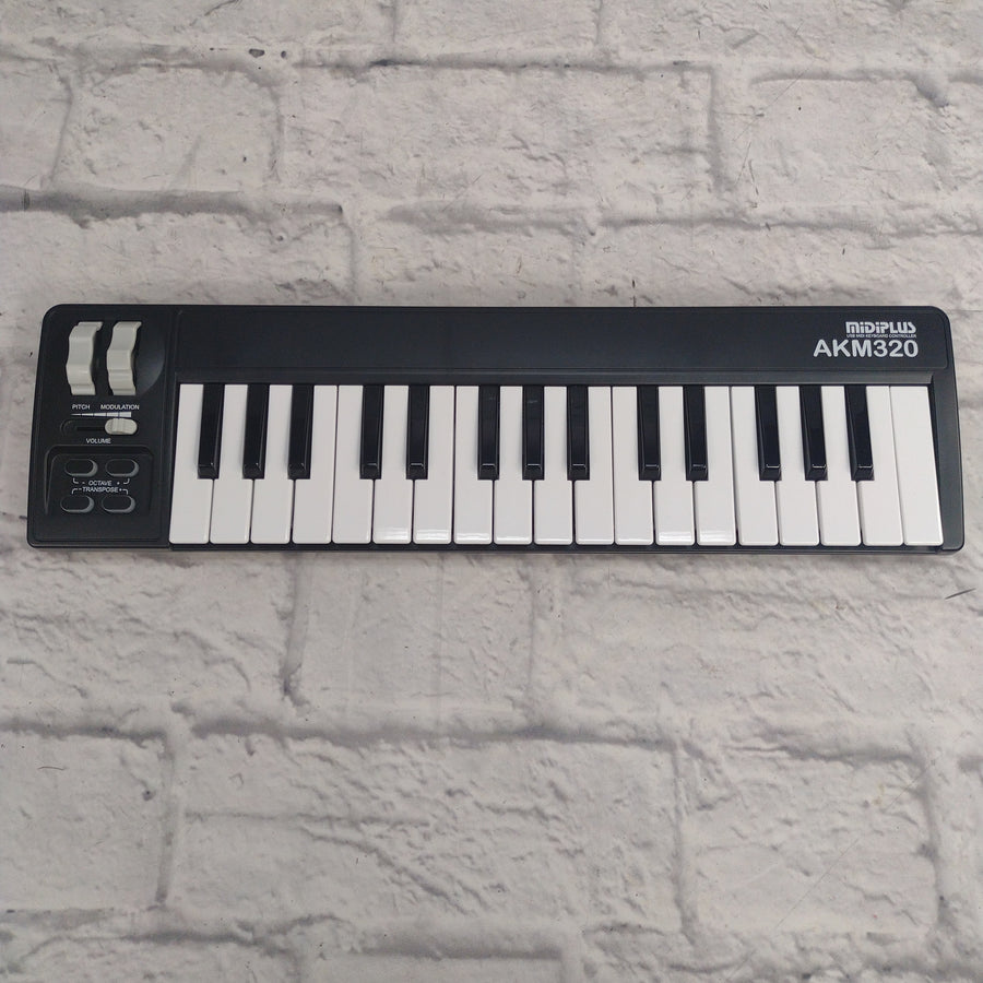 Akai AKM320 Midi Controller