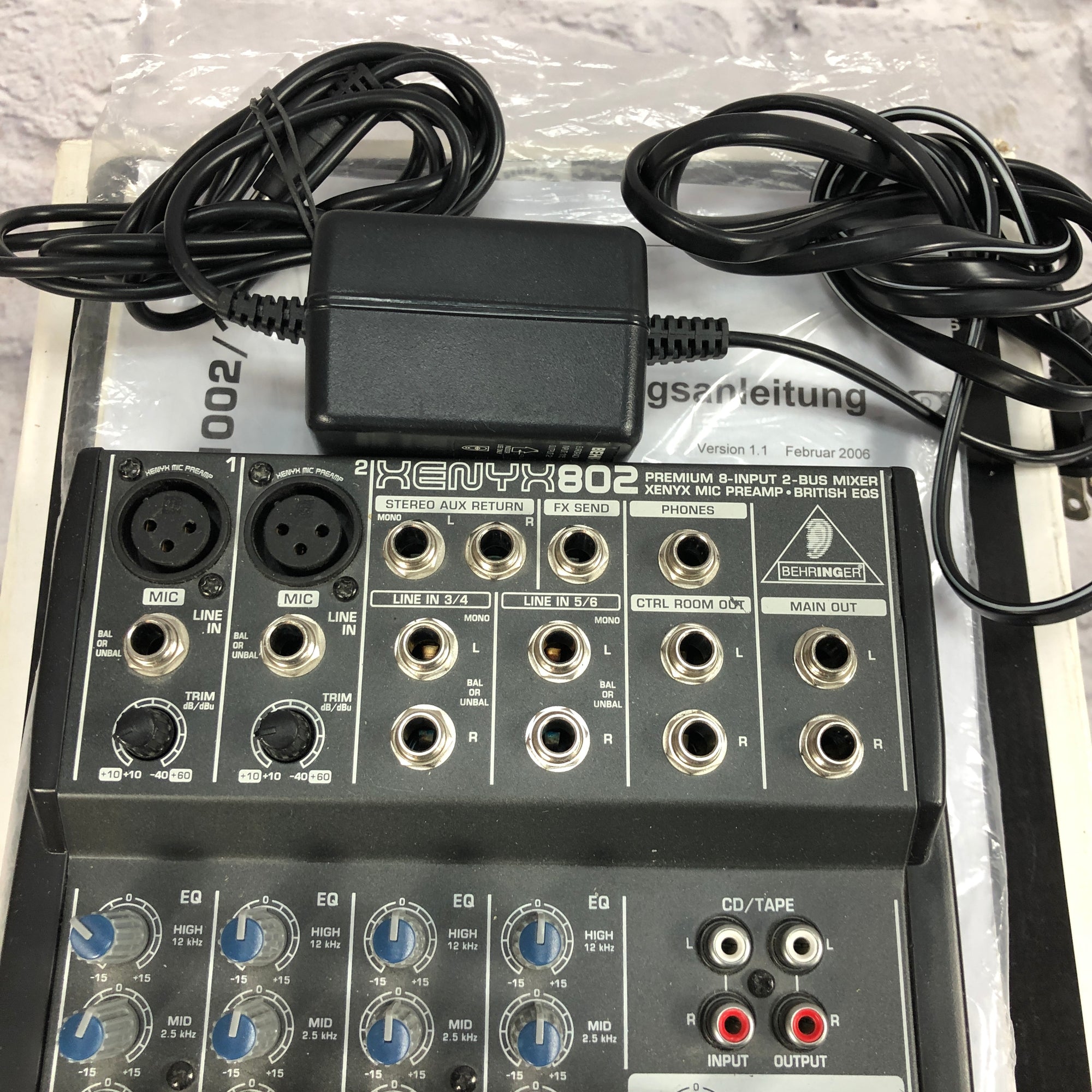 Behringer Xenyx 802 Passive Mixer