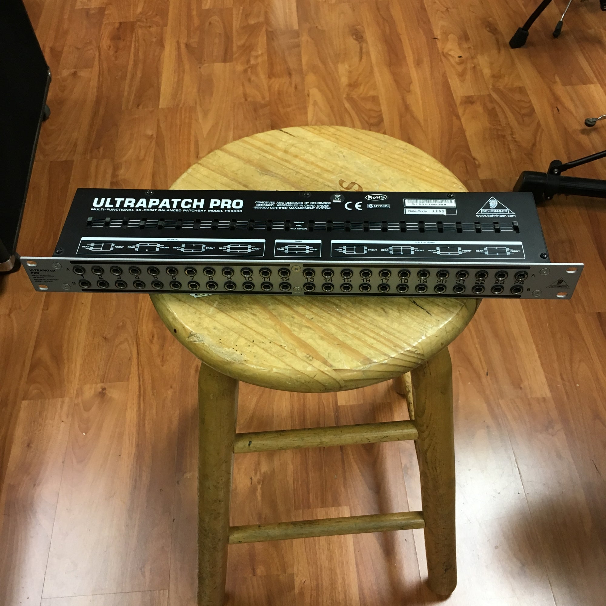 Behringer PX3000 TRS Patch Bay
