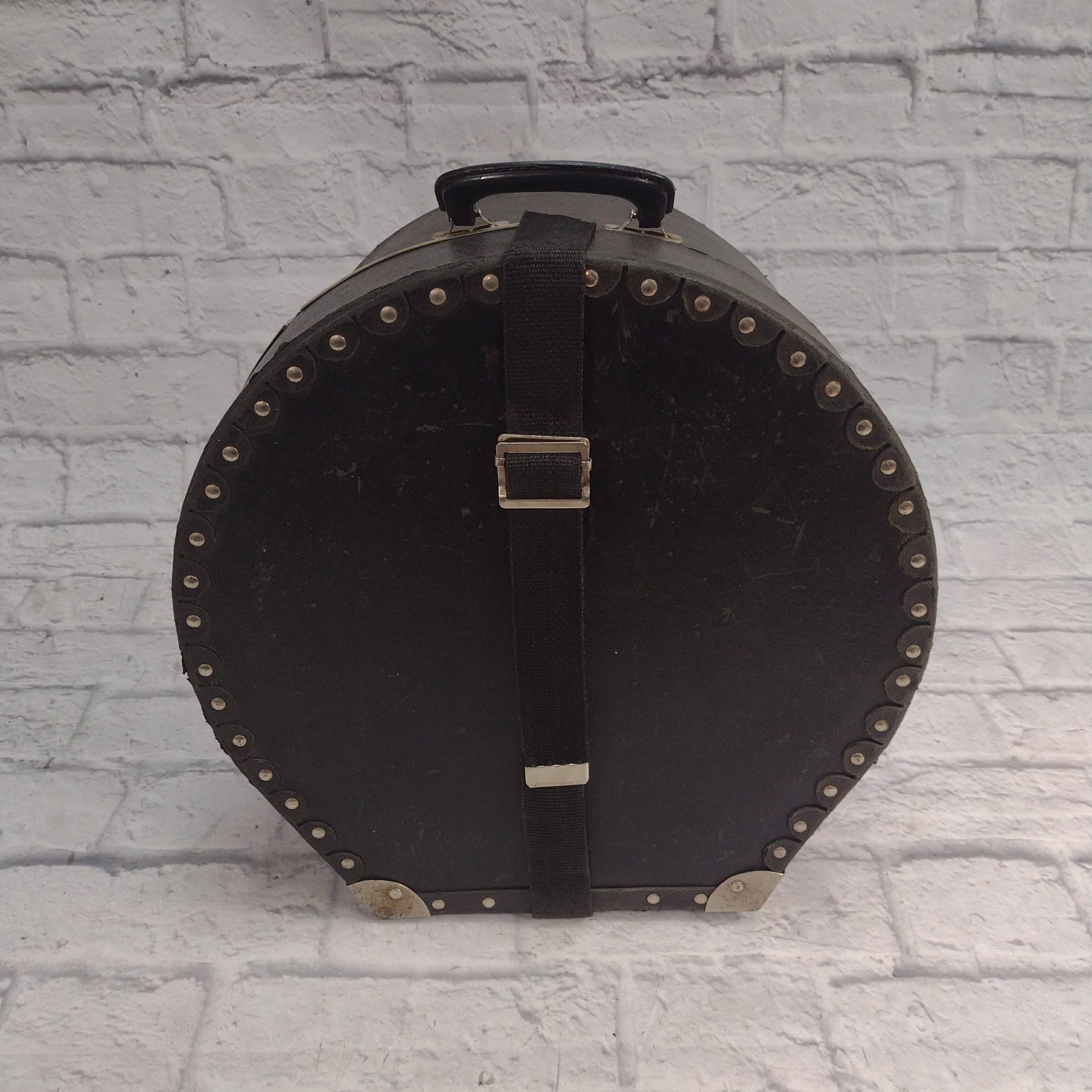 Unknown 13 Fibre Tom Case