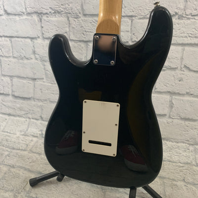 Unknown Strat-Style Electric Guitar - Black