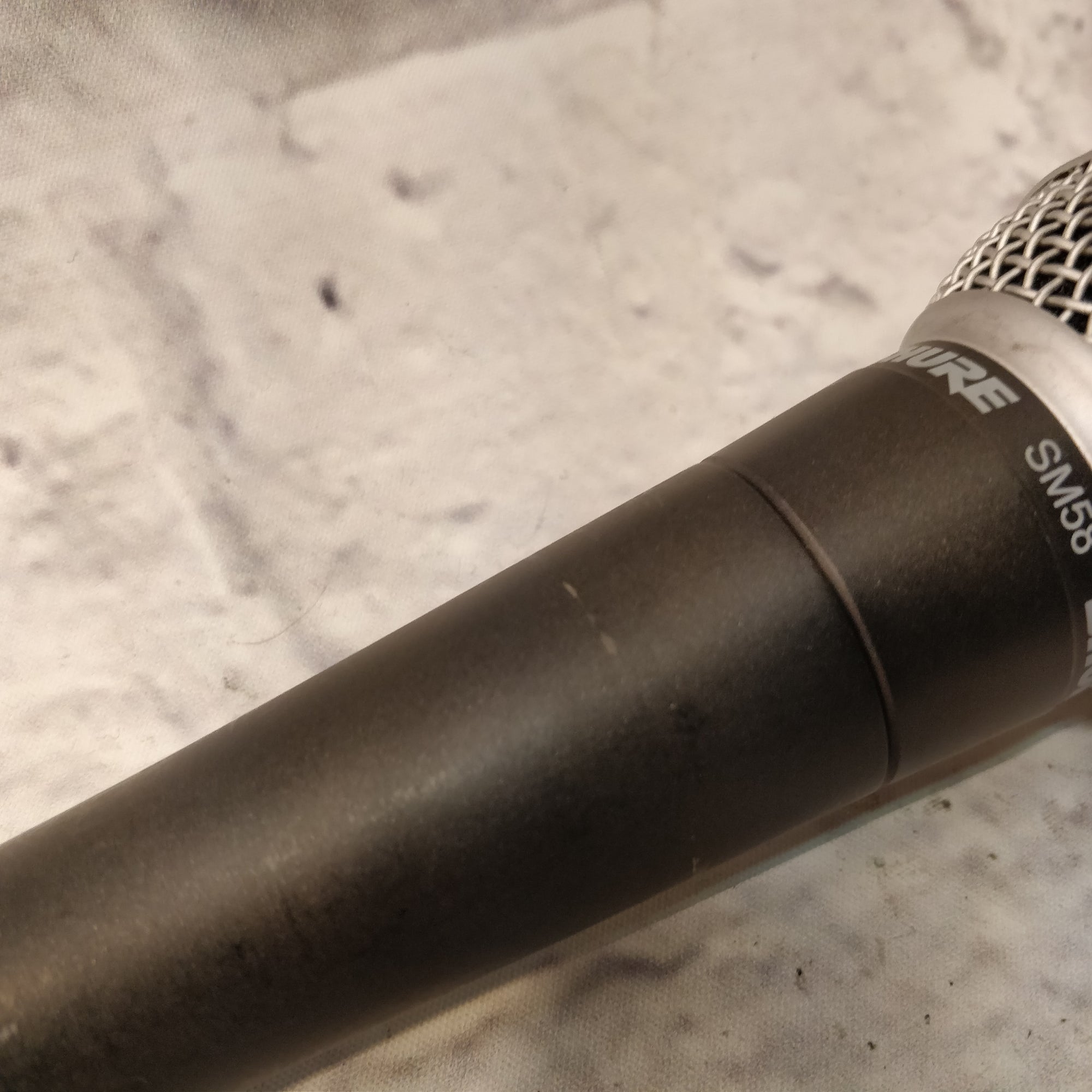Shure SM58 Dynamic Microphone