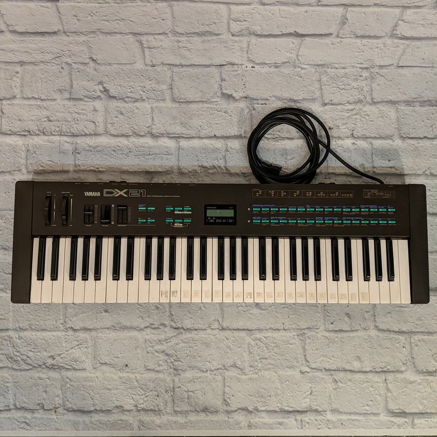 Yamaha DX21 61 Key Digital Synth Keyboard