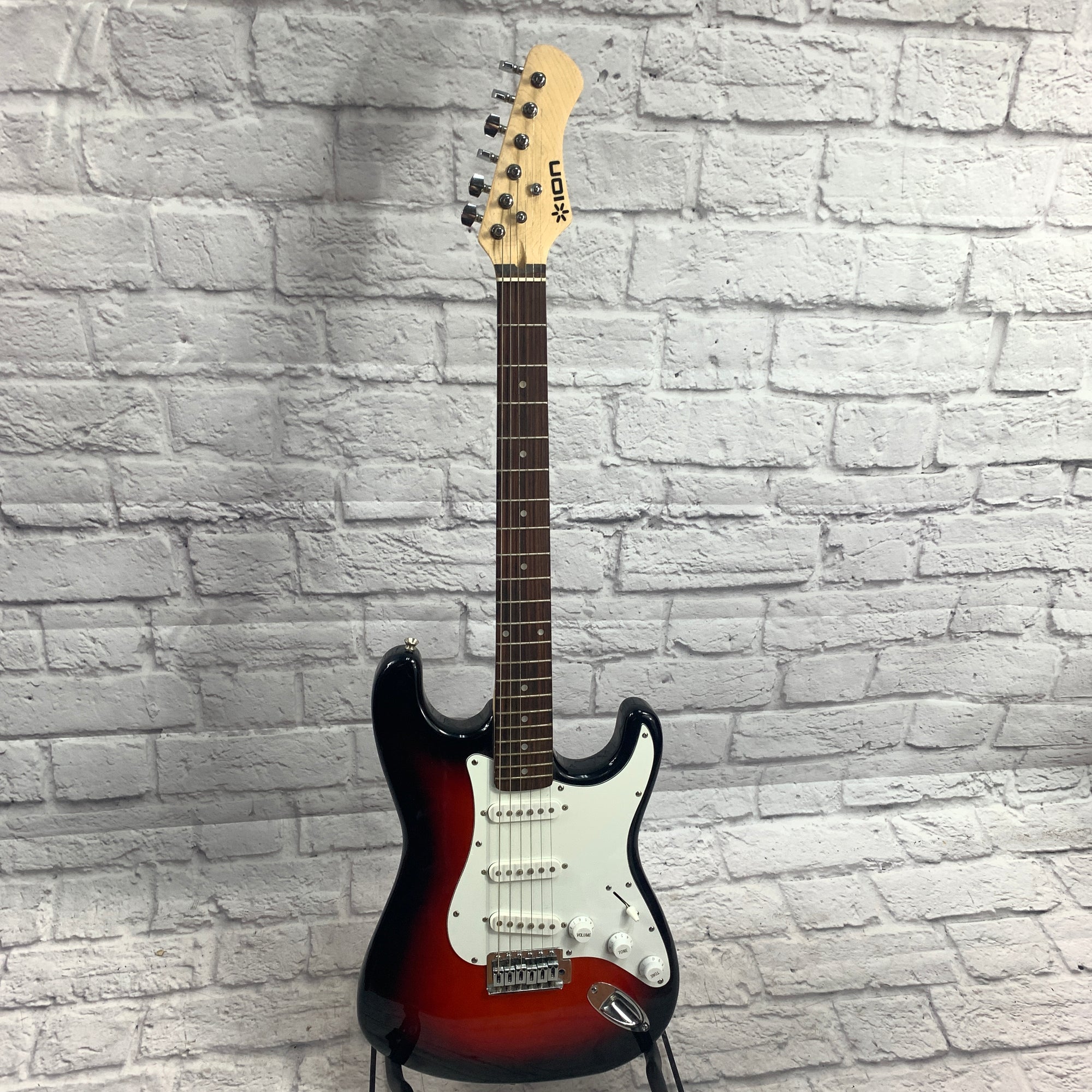 Ion Strat Style Electric Guitar