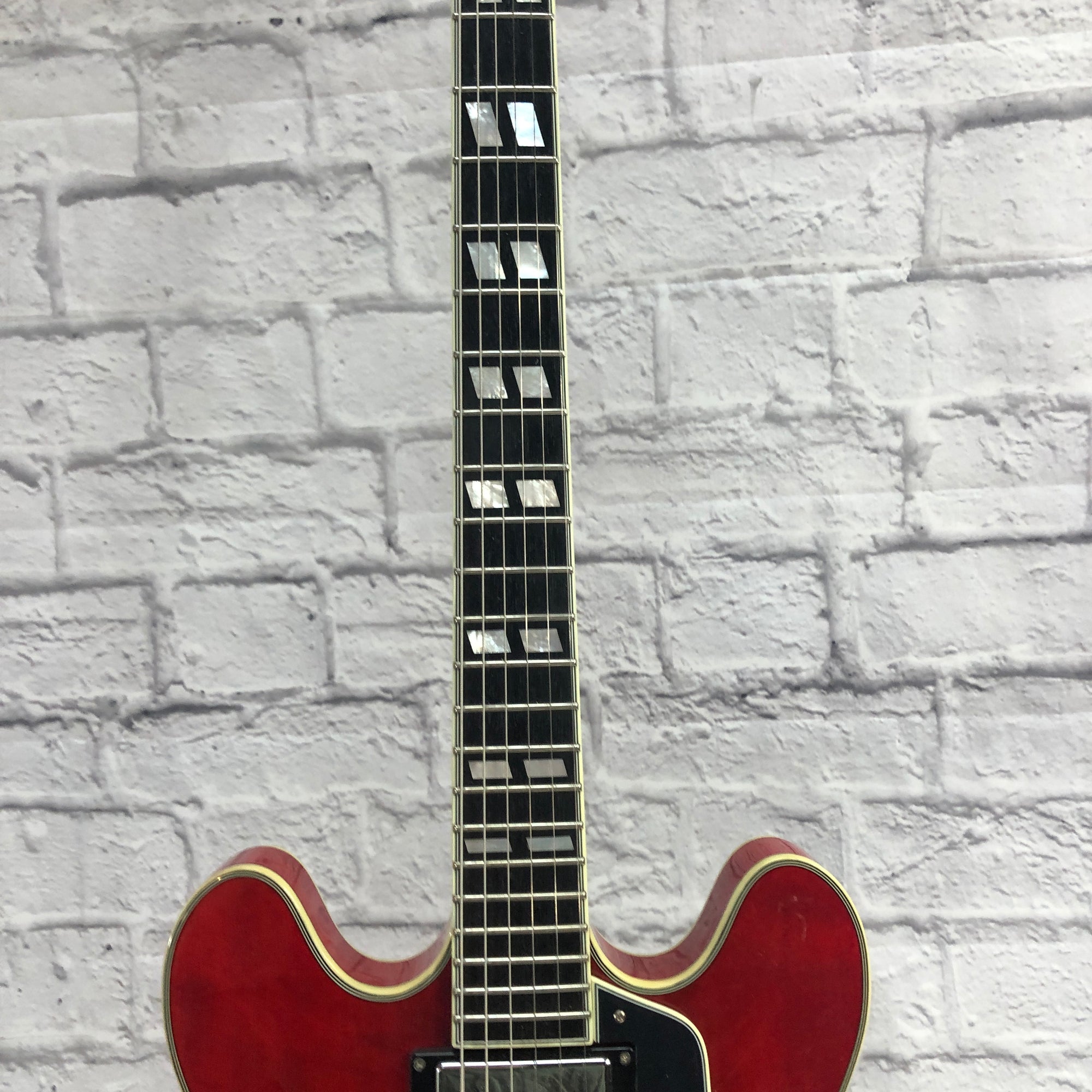 Eastman T486B-RD Hollow Body Thinline with Case Hollow Body Electric Guitar