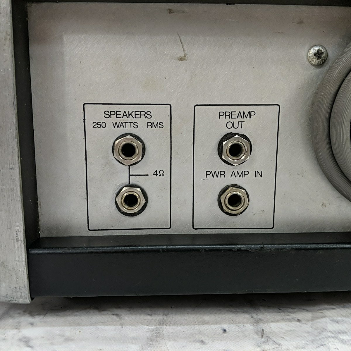 Gallien-Krueger 400B Bass Amp Head