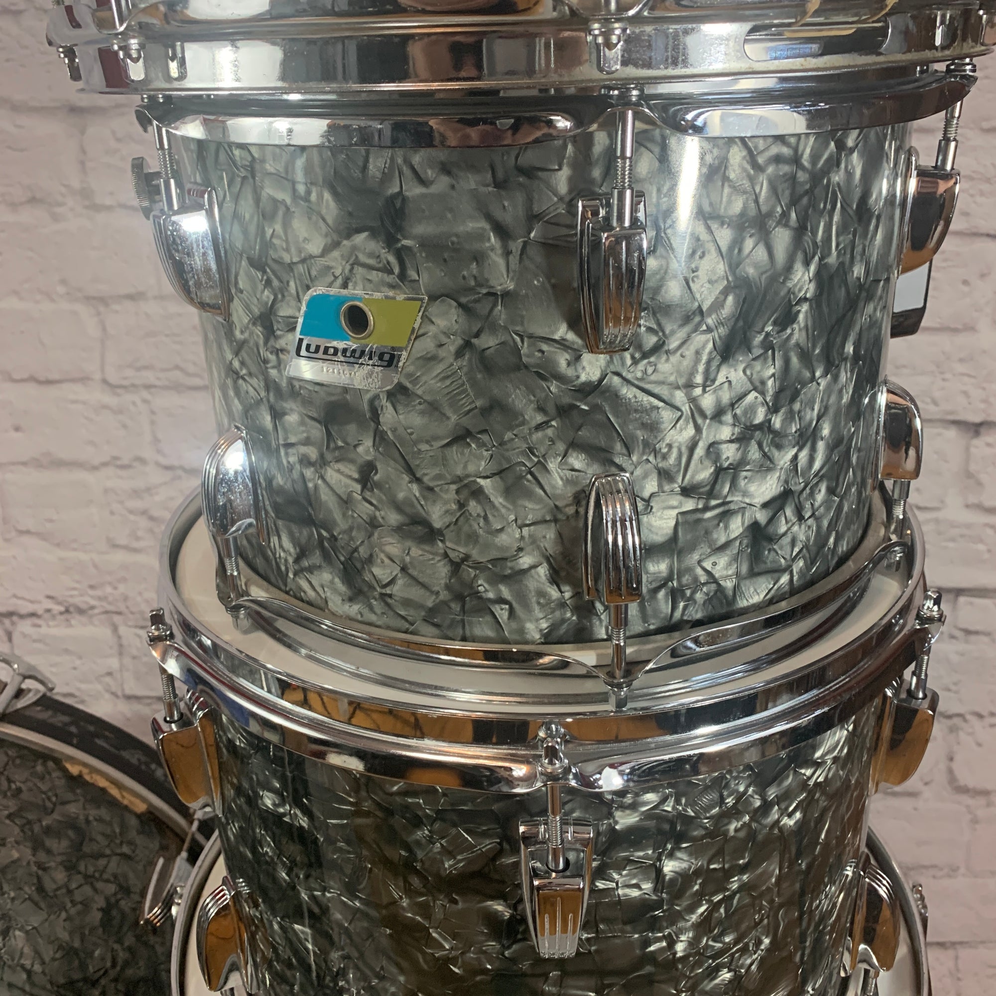 Vintage 70s Ludwig Black Diamond Pearl Drum Kit