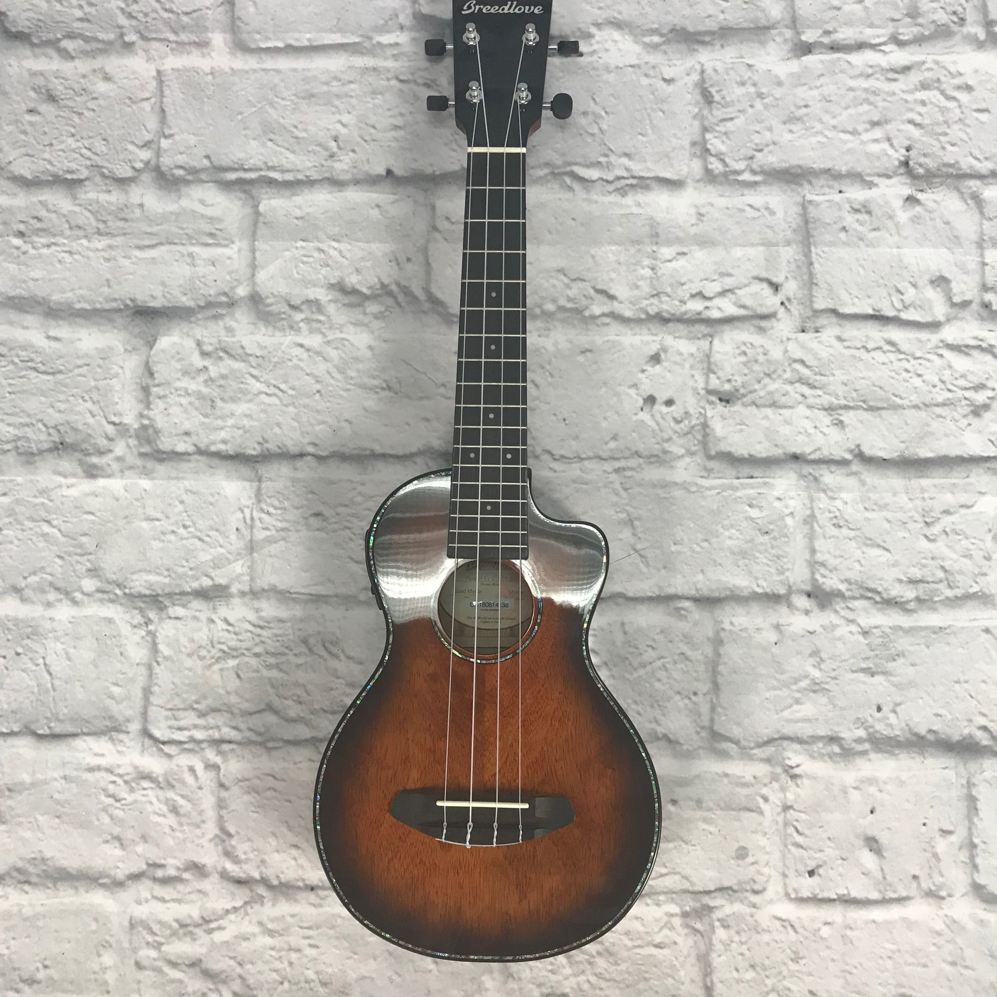 Breedlove Pursuit Ex Cu Ce Bo Ukulele