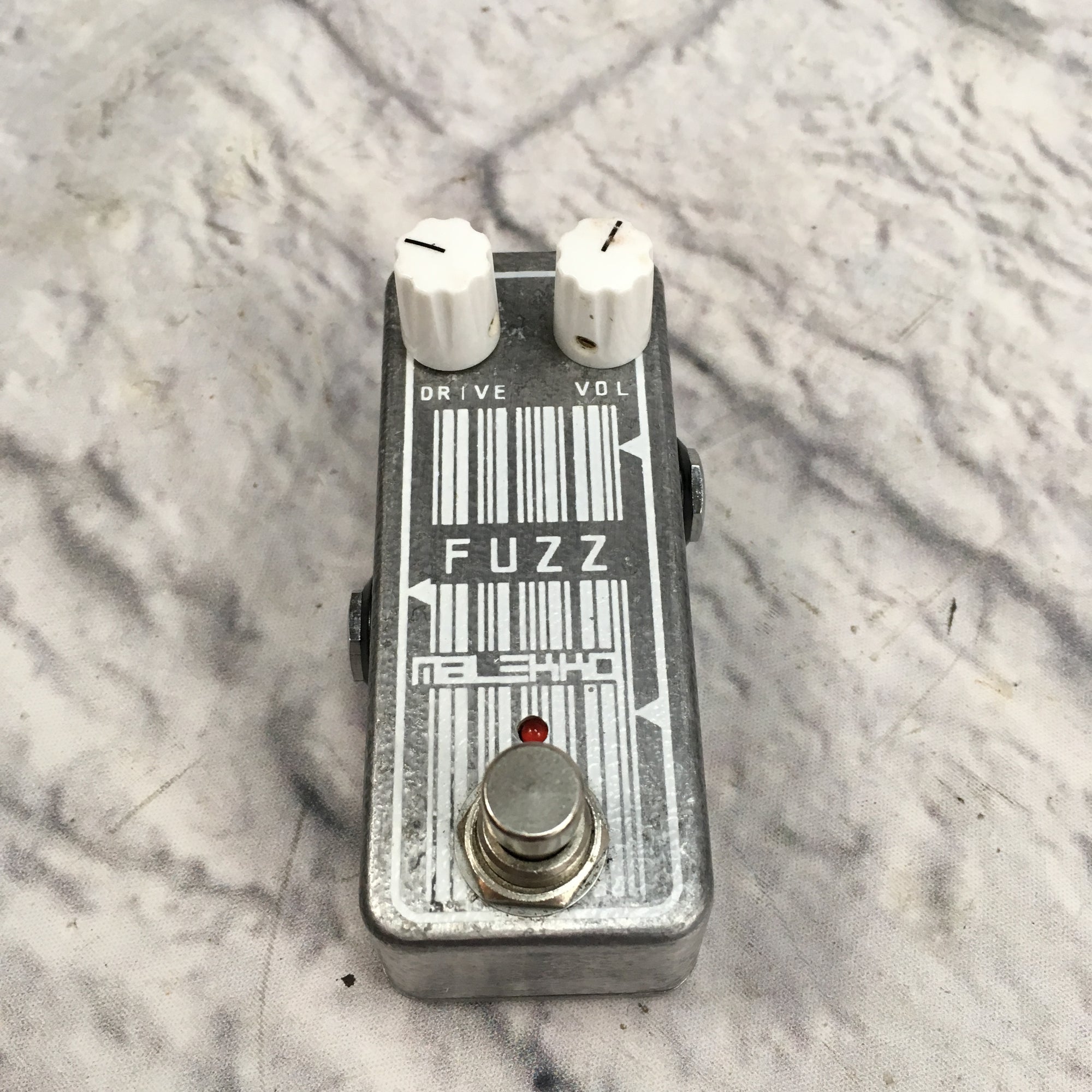 ギター MALEKKO Omicron Series Fuzz MALEKKO Omicron Series Fuzz Malekko Heavy Industry FUZZ