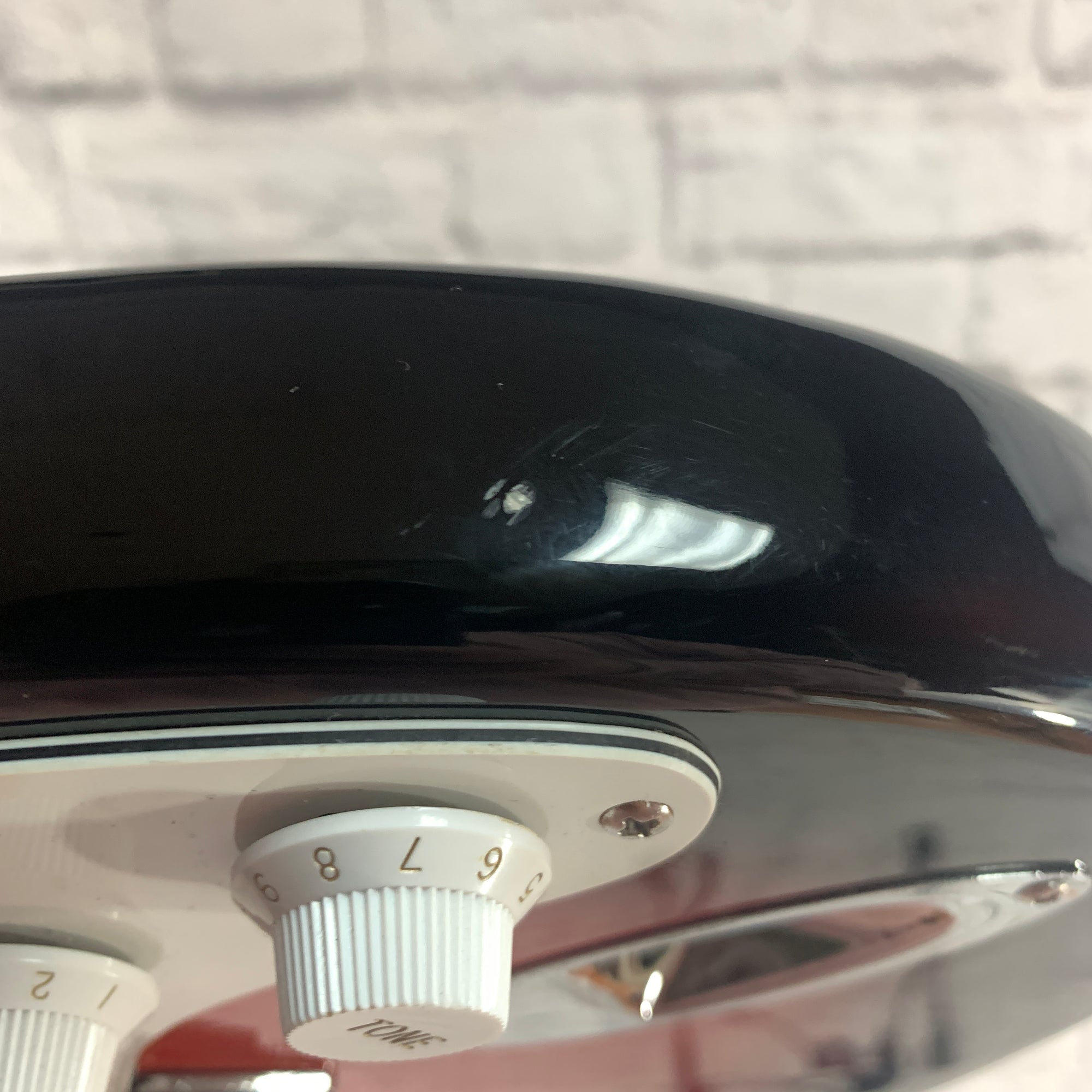 Ion Strat Style Electric Guitar