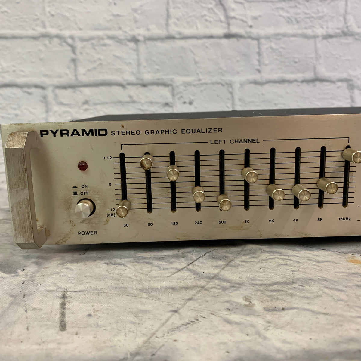 Pyramid Stereo Graphic Equalizer Evolution Music