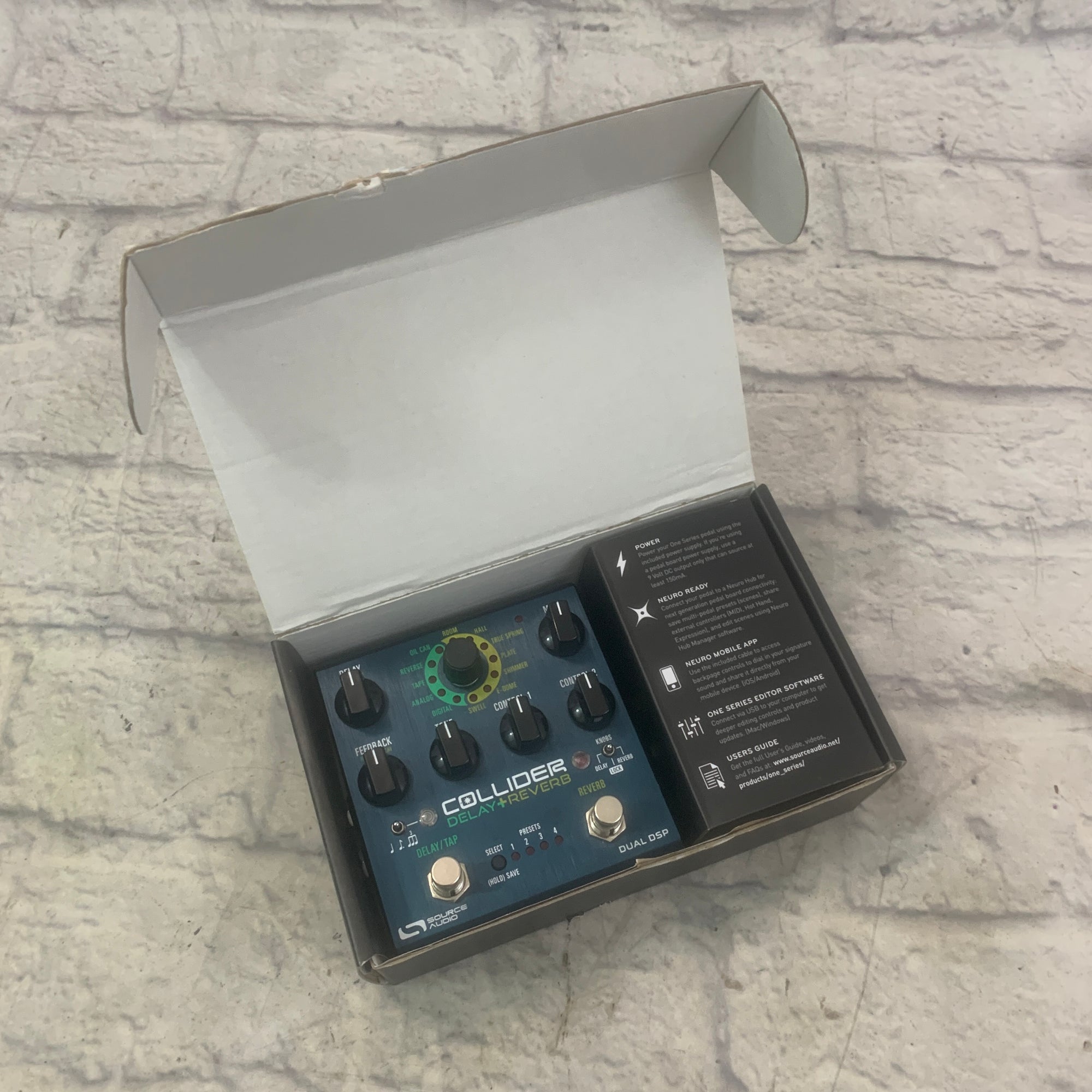 Source Audio Delay+ Reverb  Delay Pedal
