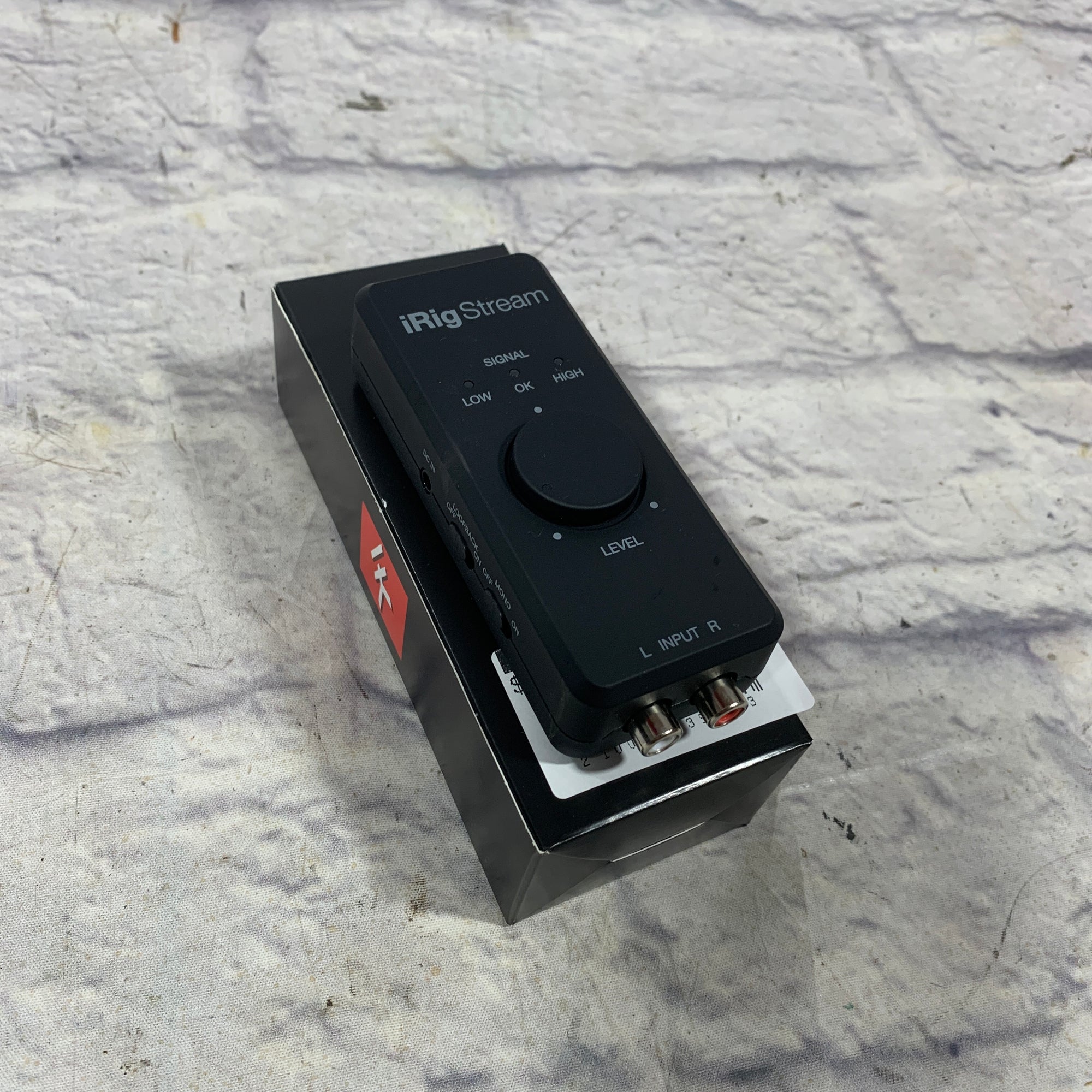 IK Multimedia iRig Stream Mobile Interface