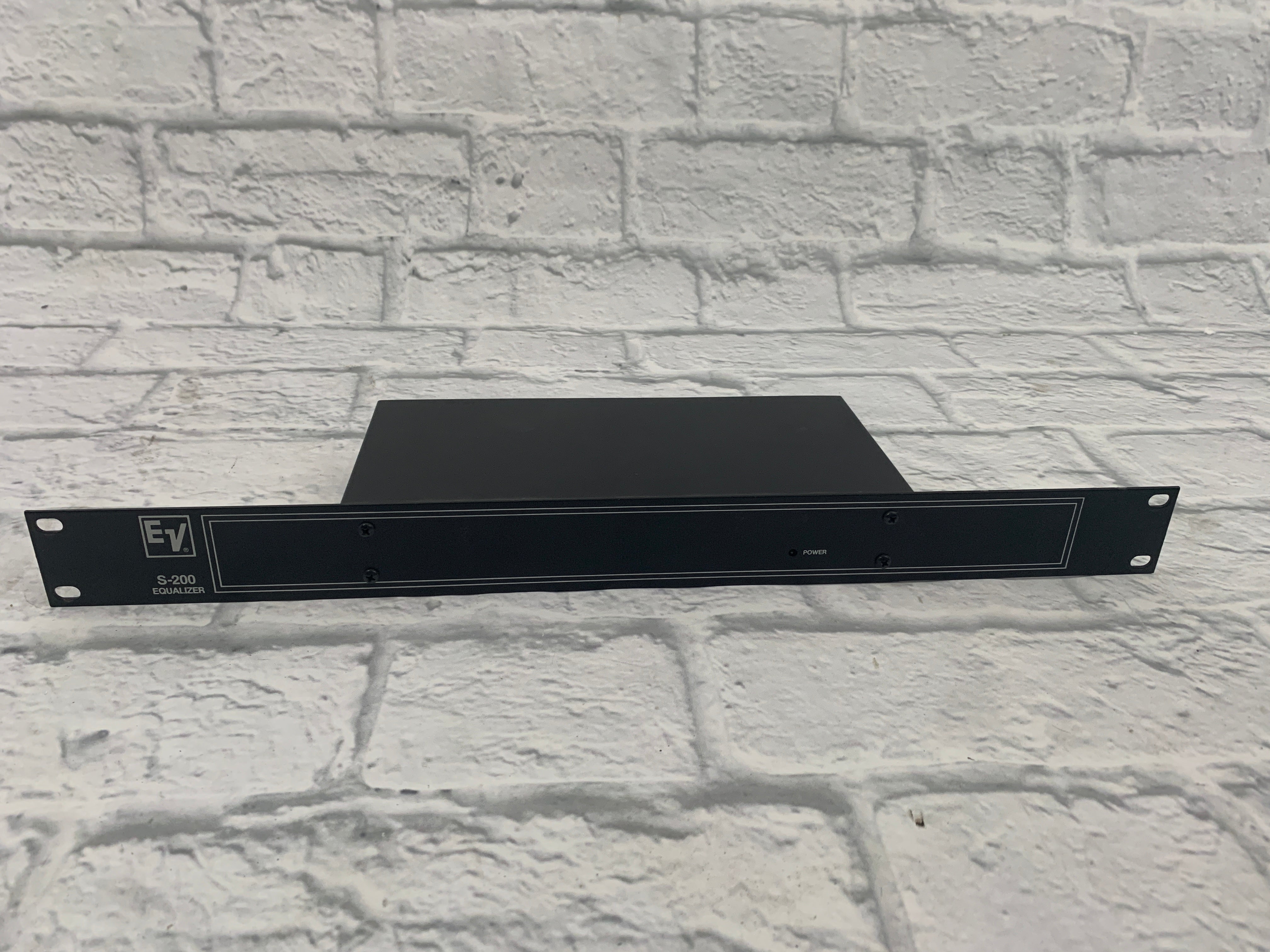 Electro-Voice S200 Equalizer - Evolution Music