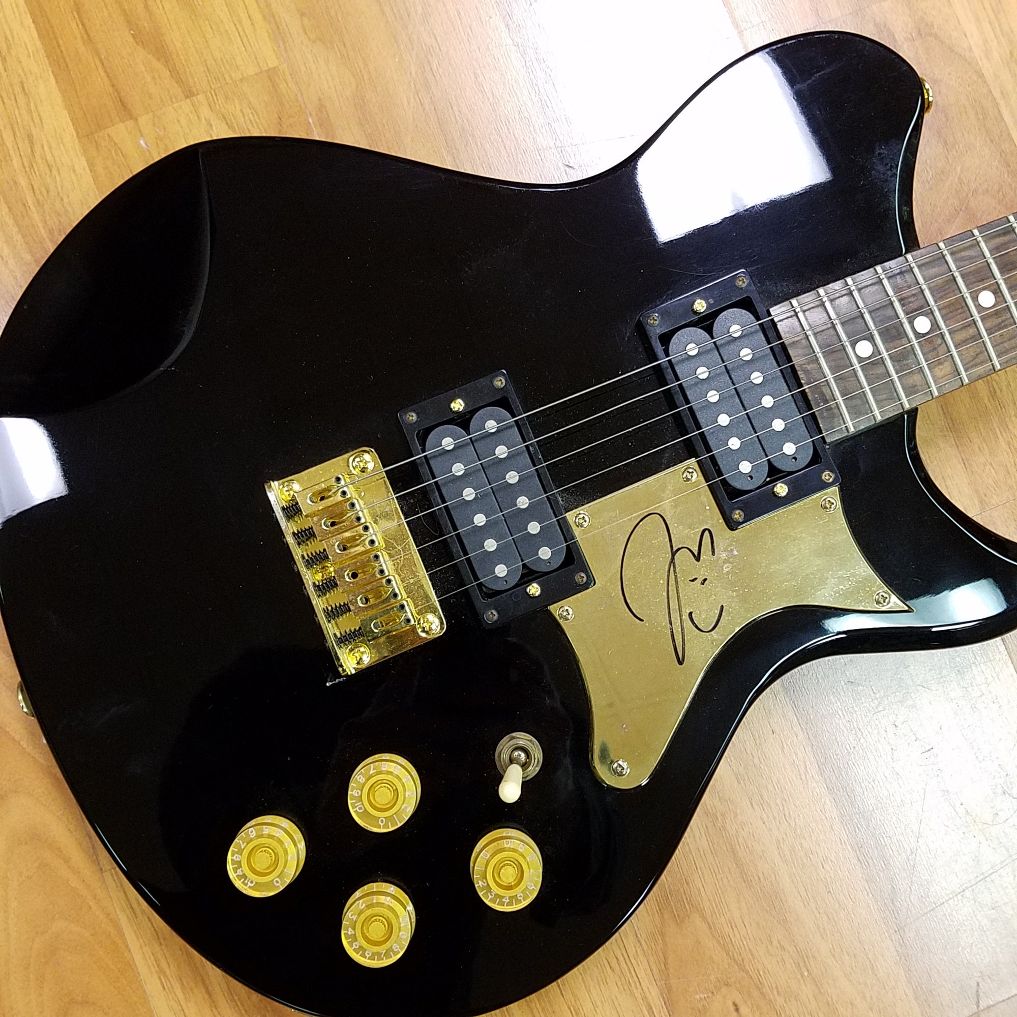 Lyon J. Trohman / Fall Out Boy Signed Electric