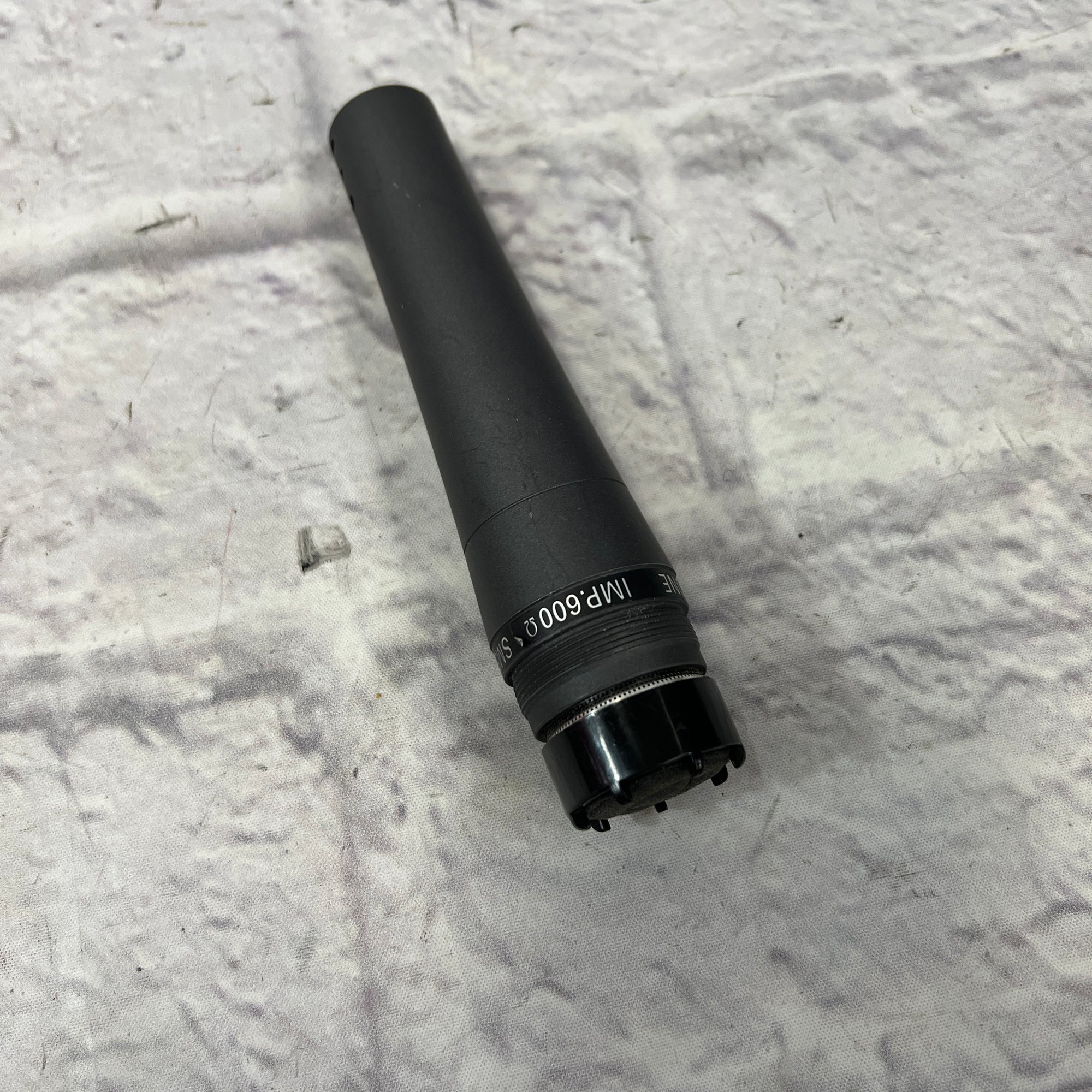 Unknown 600 Ohm Dynamic Microphone