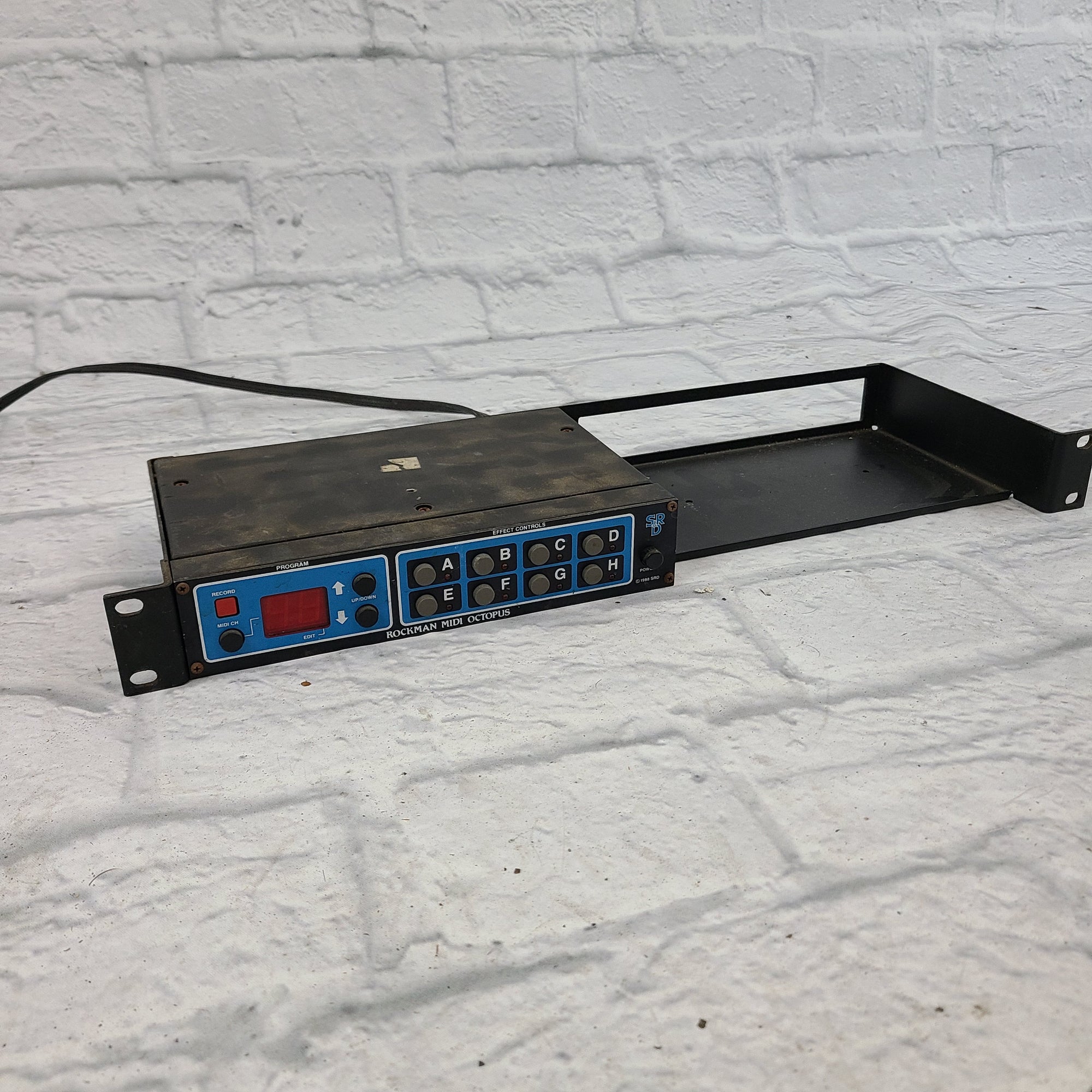 Rackmounted SRD Rockman Midi Octopus Effects Switcher Module