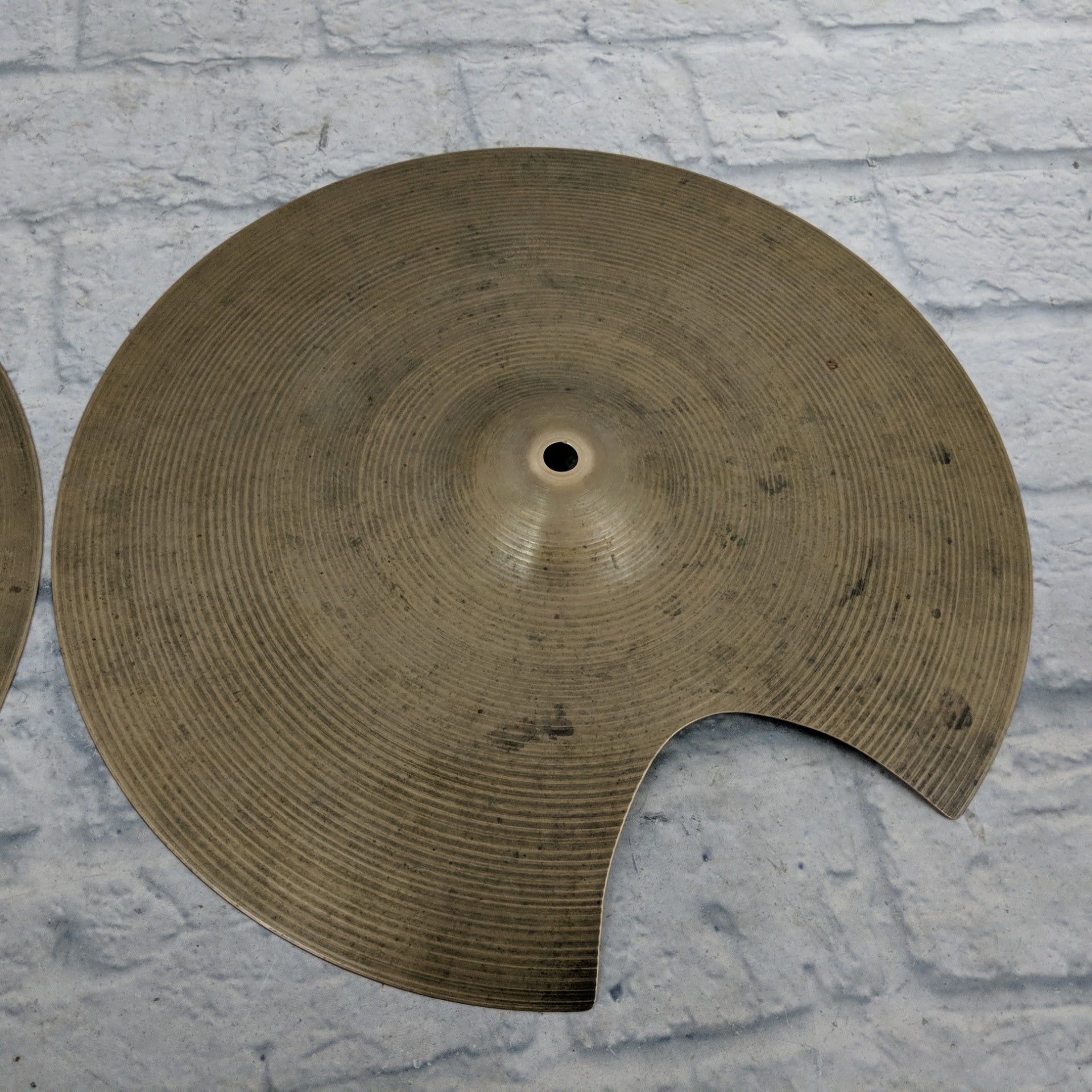 Zildjian Avedis Vintage 1960's 15" Hi Hats (Damaged)
