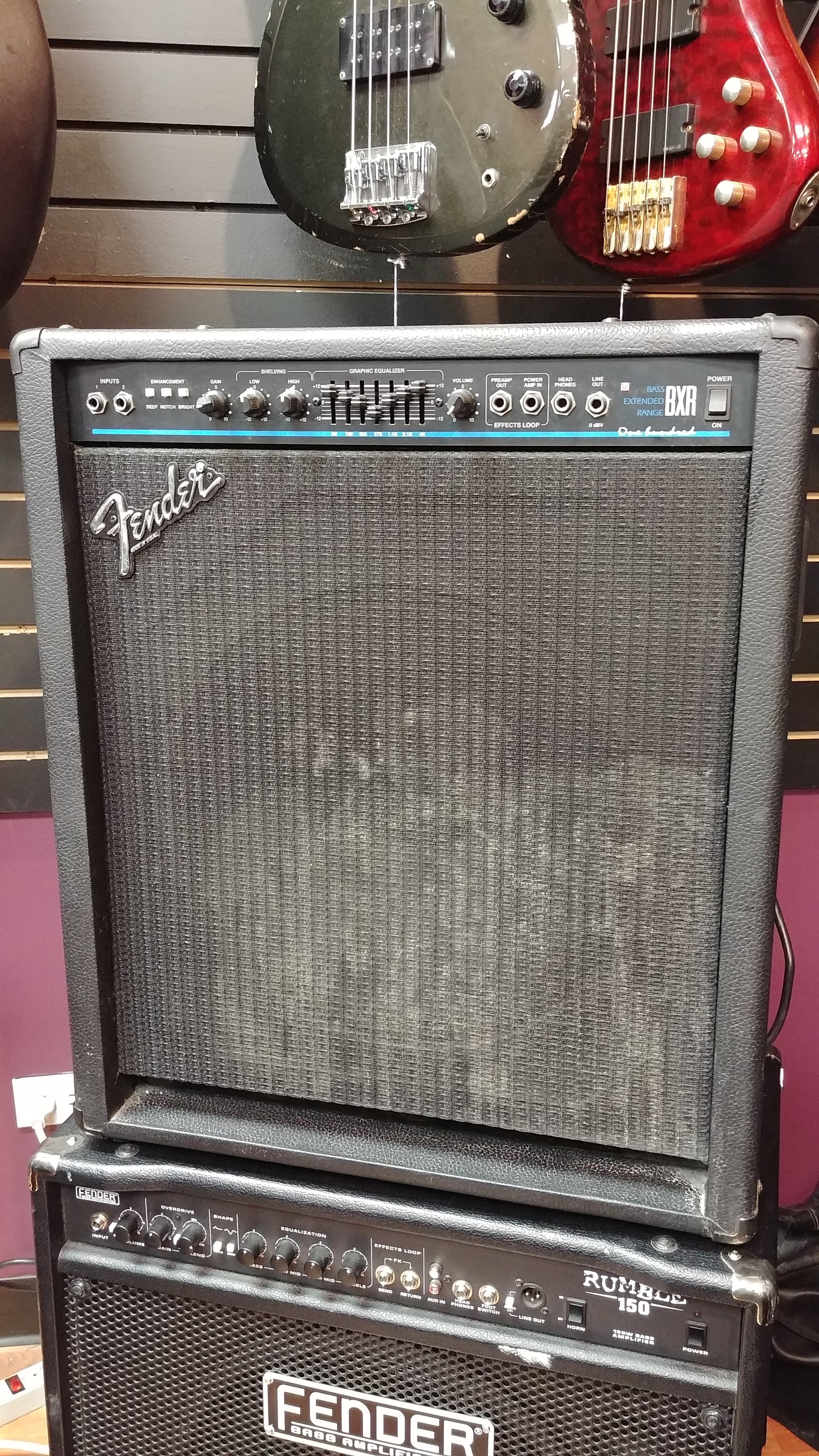 Fender BXR100 Bass Combo Amp (dirty grill)
