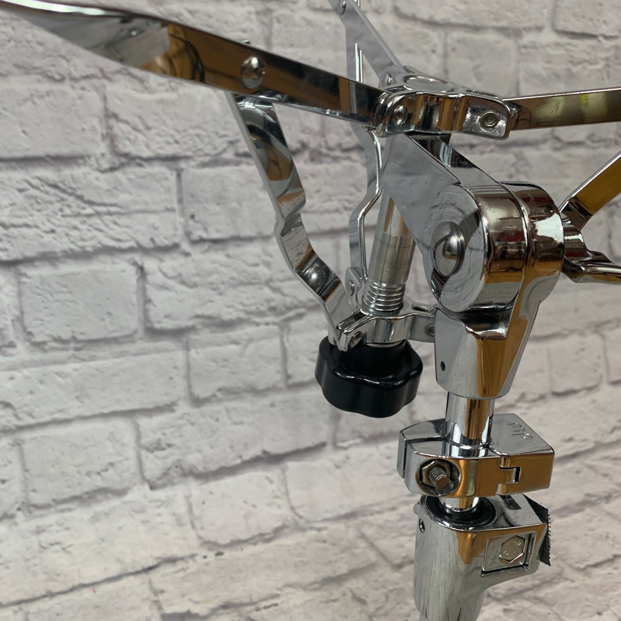 DW 6000 Series Snare Stand