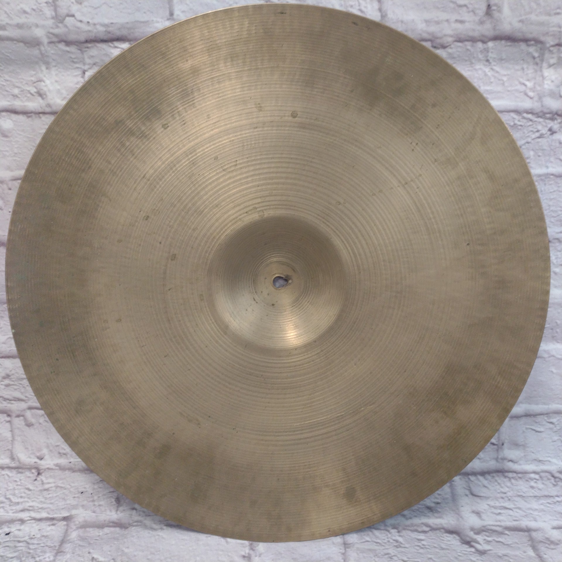 Zildjian Vintage 1960s 22 Avedis Ride Cymbal Keyholed Ride Cymbal