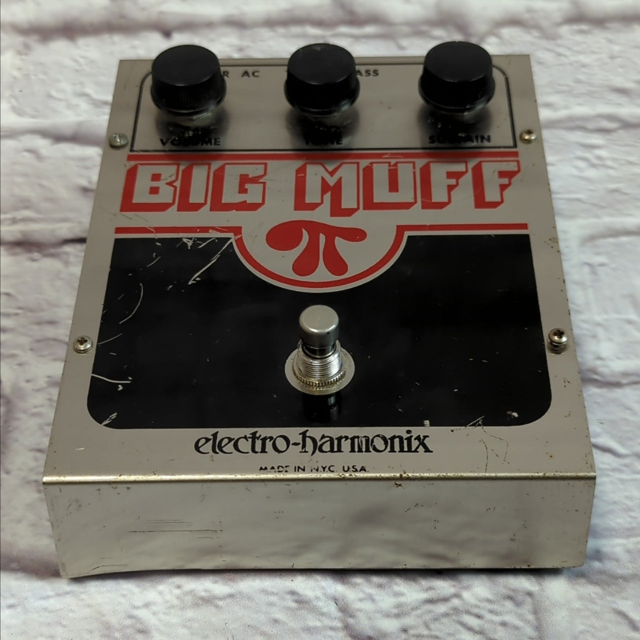 Electro-Harmonix Vintage 1980 V5 Op-Amp Big Muff Pi Fuzz Pedal 