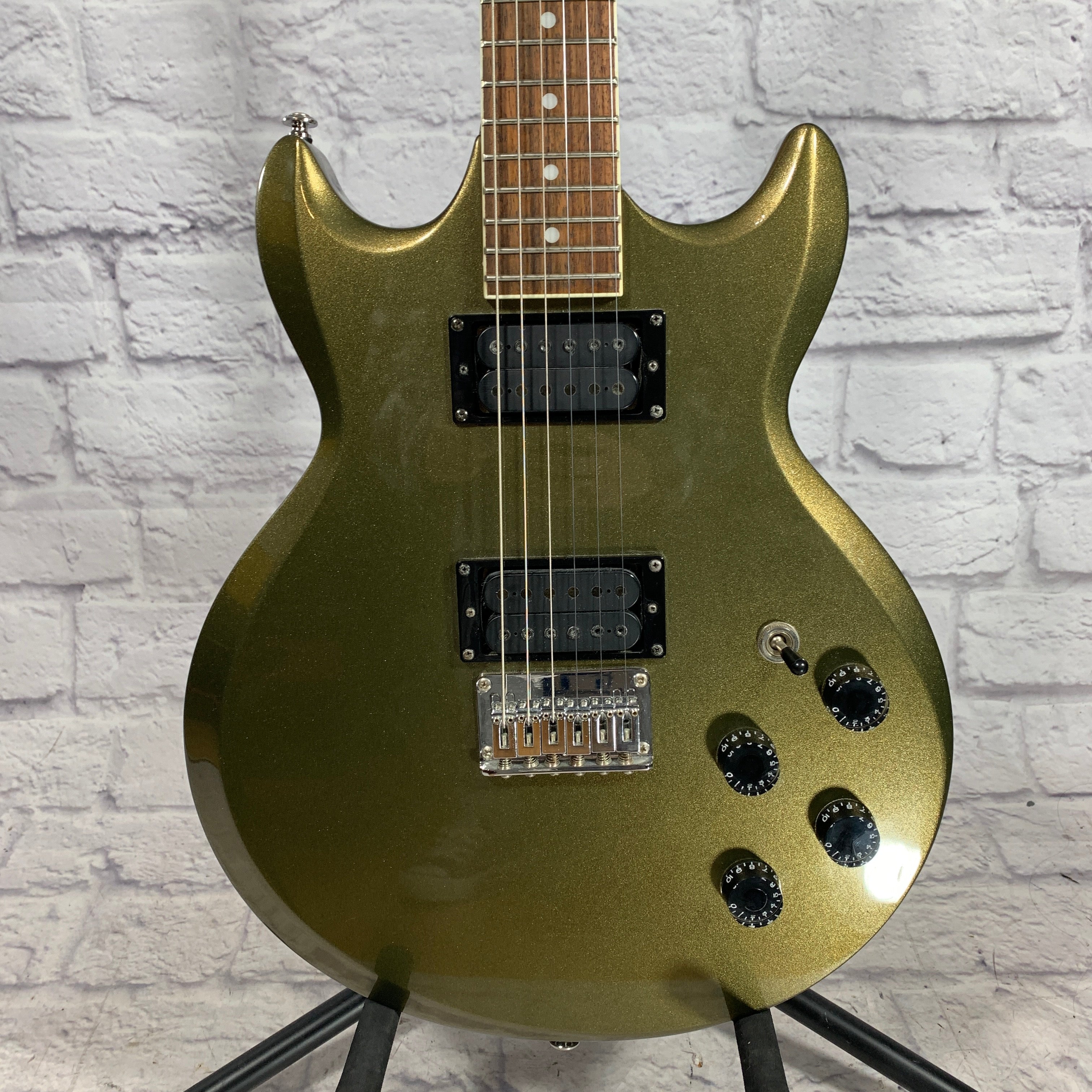 Ibanez AX120 Korean Electric Guitar - Evolution Music Ibanez AX120 Korean Electric Guitar - Evolution Music