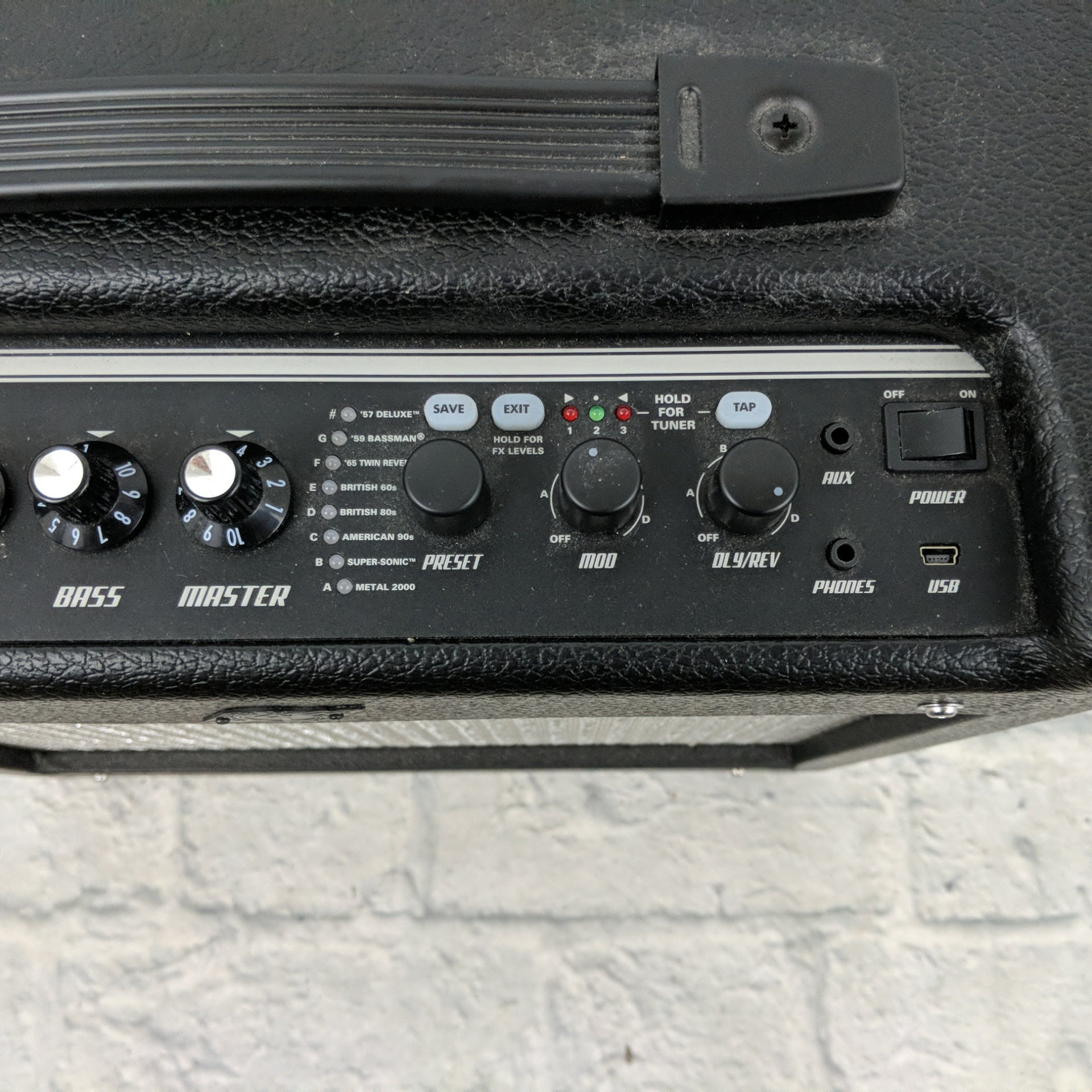 Fender Mustang I Combo Amp