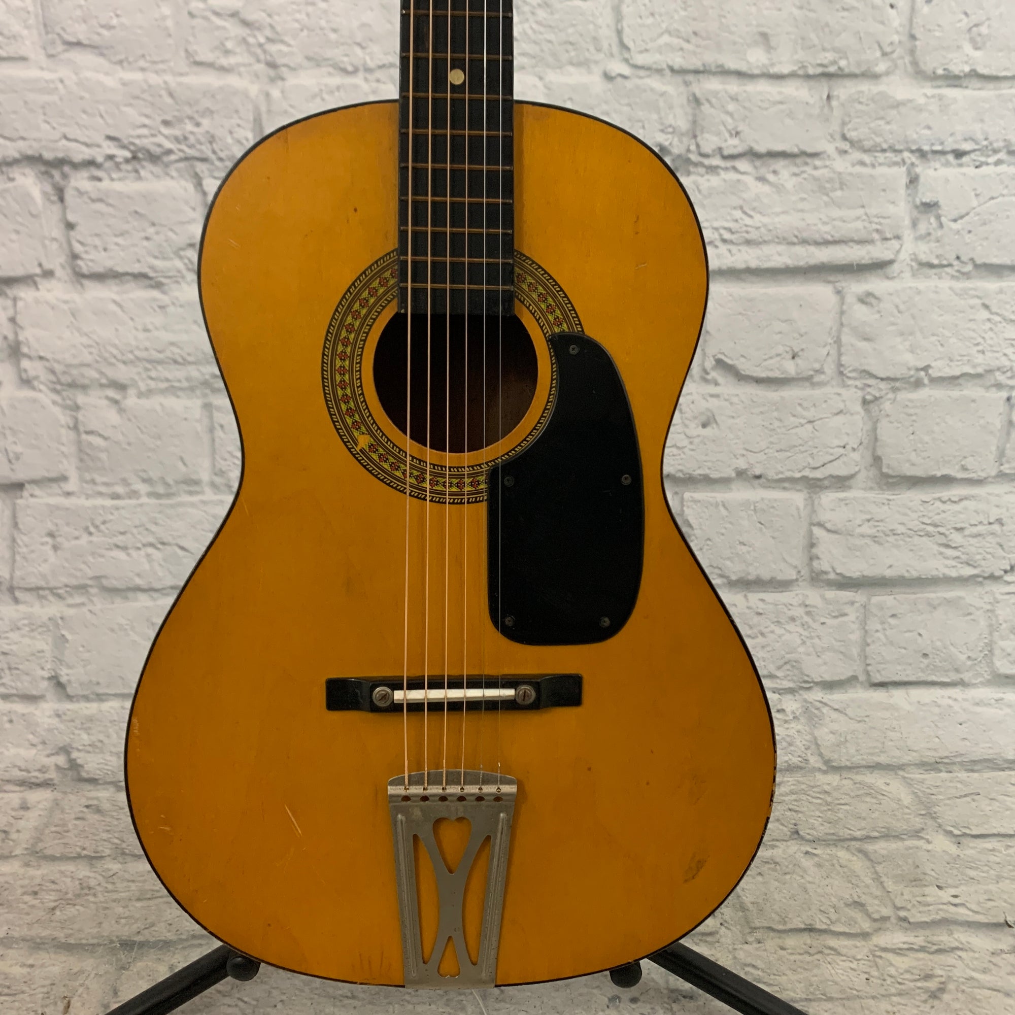 Gontessa Folk / Parlor Acoustic Guitar