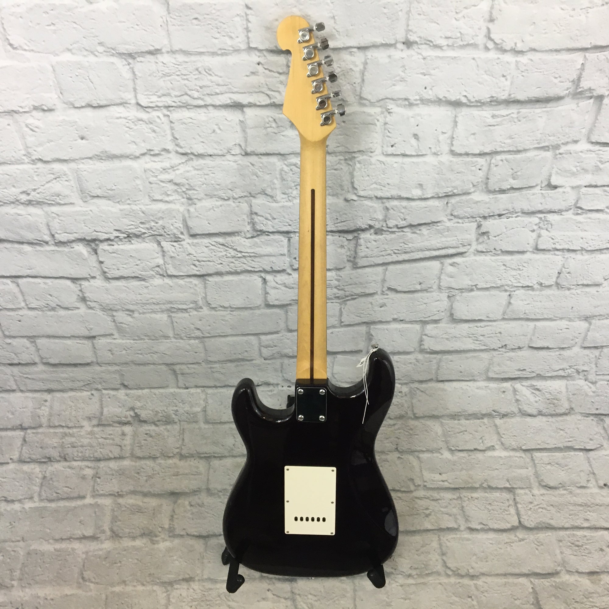 New York Pro Strat-Style Electric Guitar Black