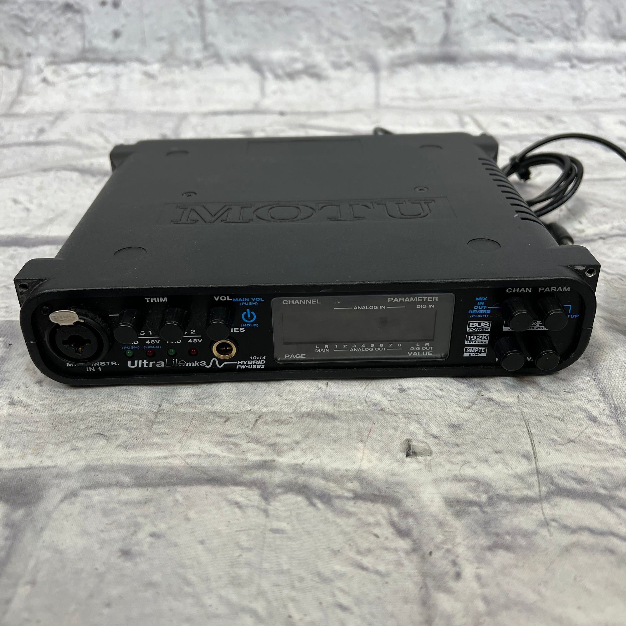 Motu FW-USB2 Ultra Lite mk3 Backlight Out AS IS