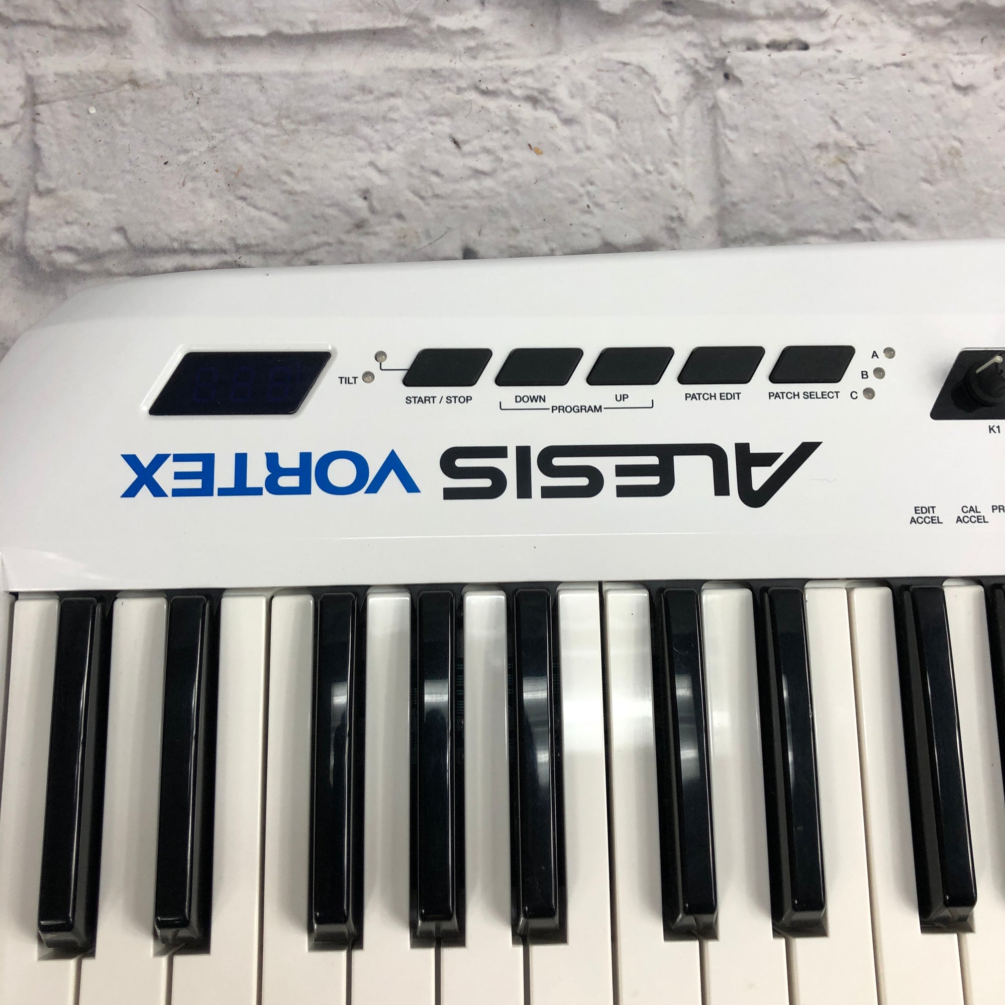 Alesis Vortex 1 Keytar MIDI Controller