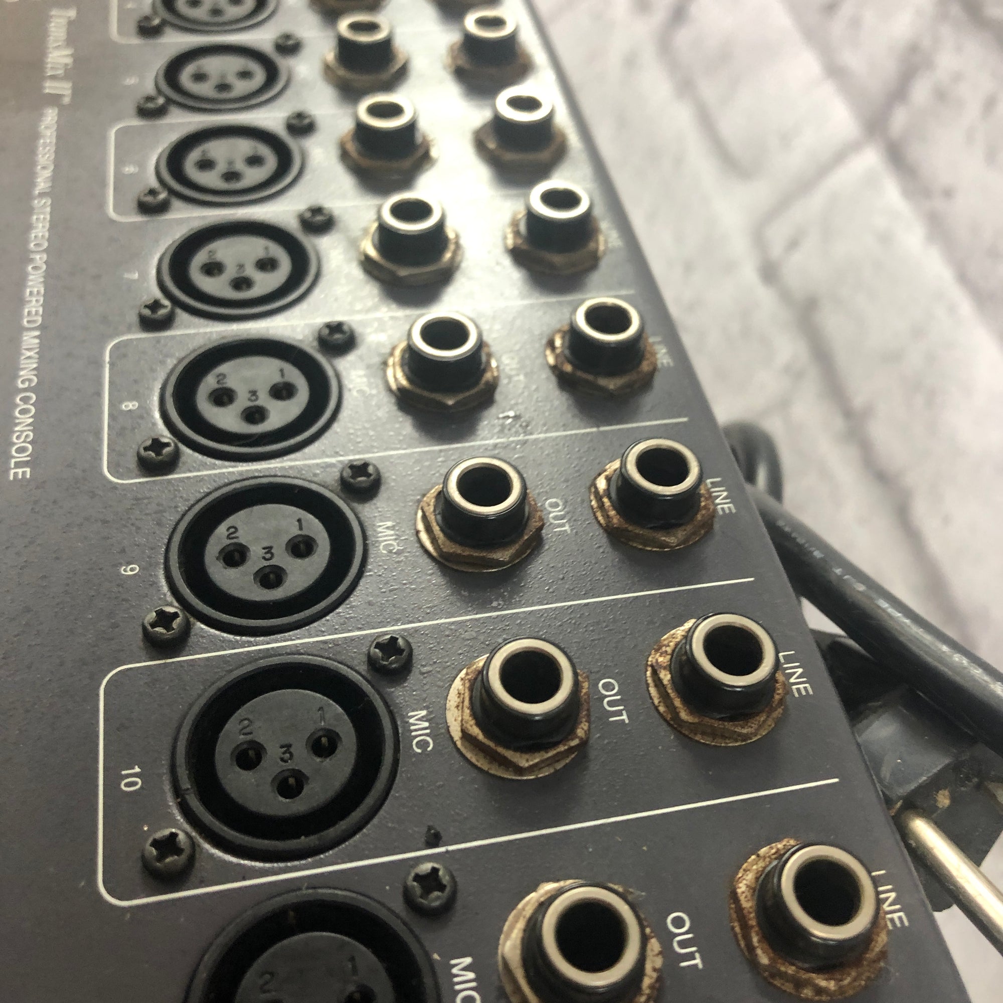 Soundtech PC1250T 12 Channel Powered Mixer