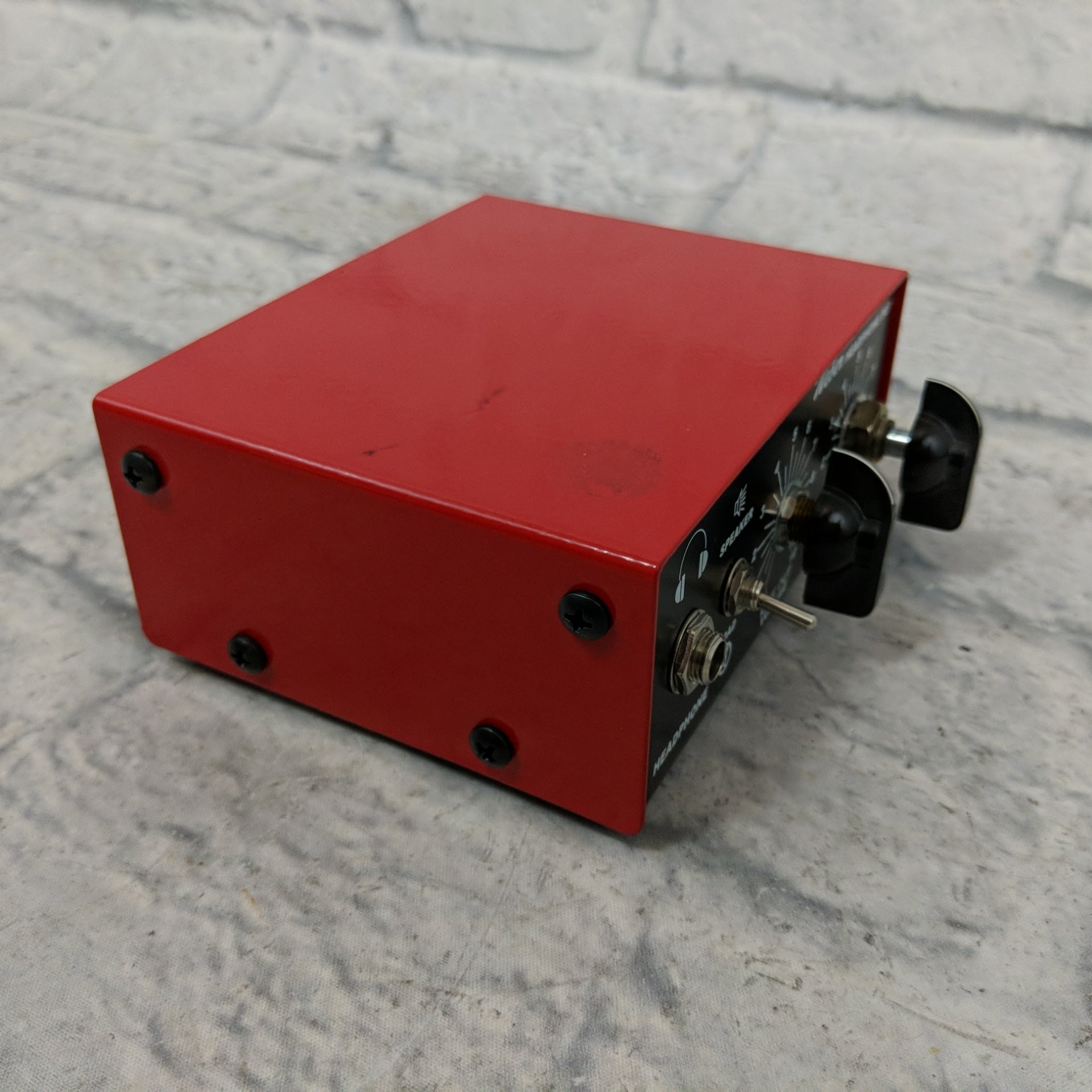 Weber Headphone Tap