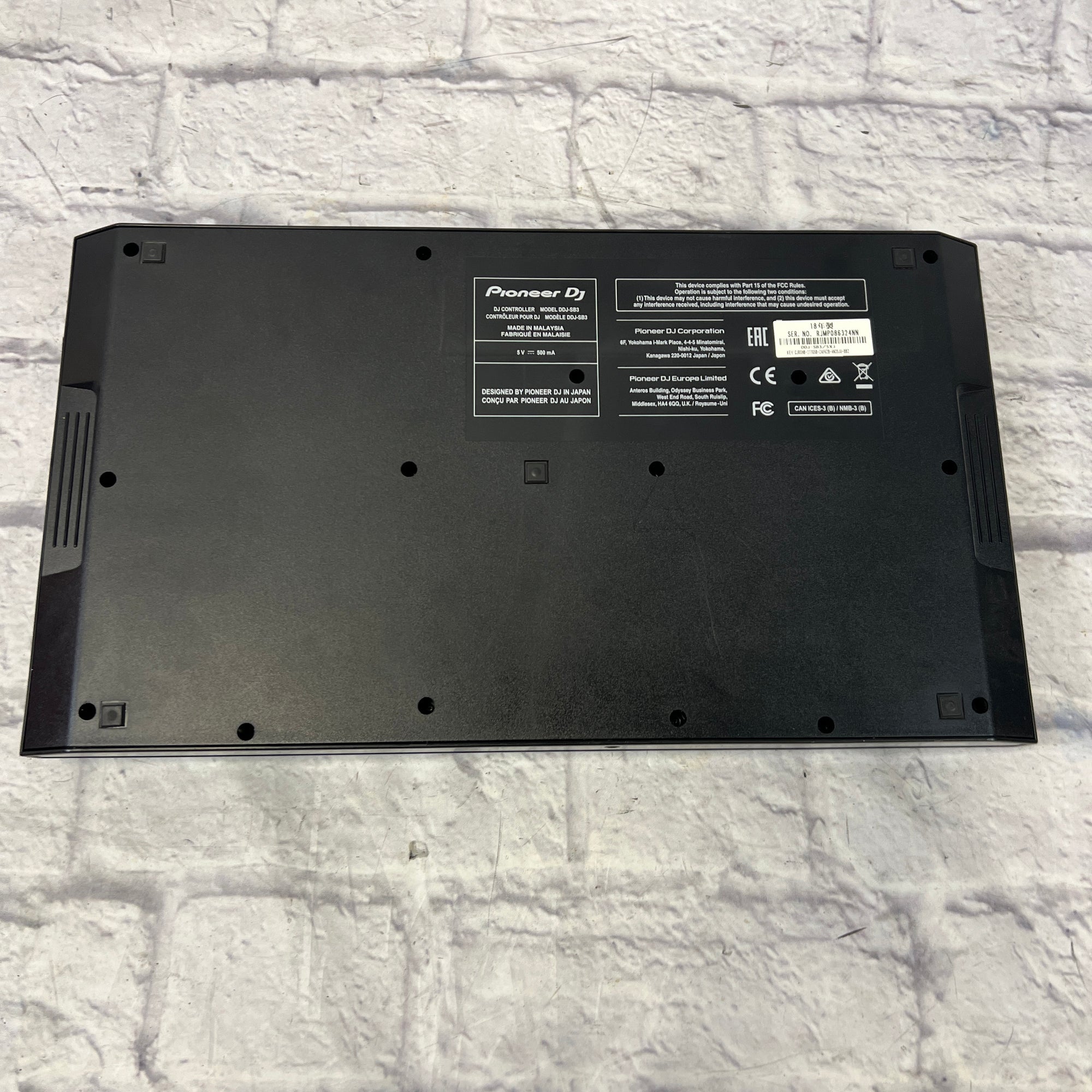 Pioneer DDJ-SB3 Serato Dj Controller - Evolution Music Pioneer DDJ-SB3 Serato Dj Controller - Evolution Music