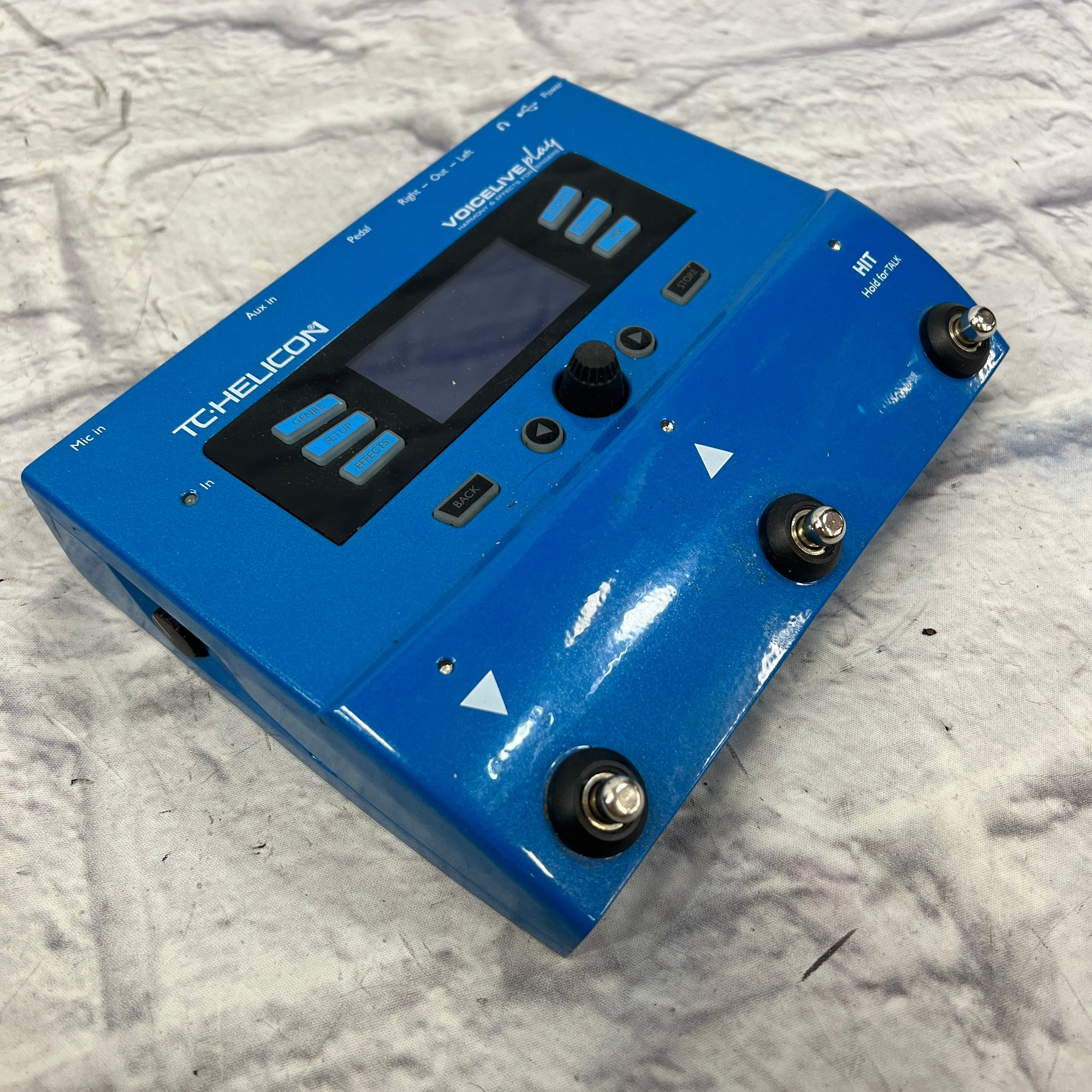 tc helicon vocal effects pedal TC Helicon VoiceLive Vocal Effect Processor