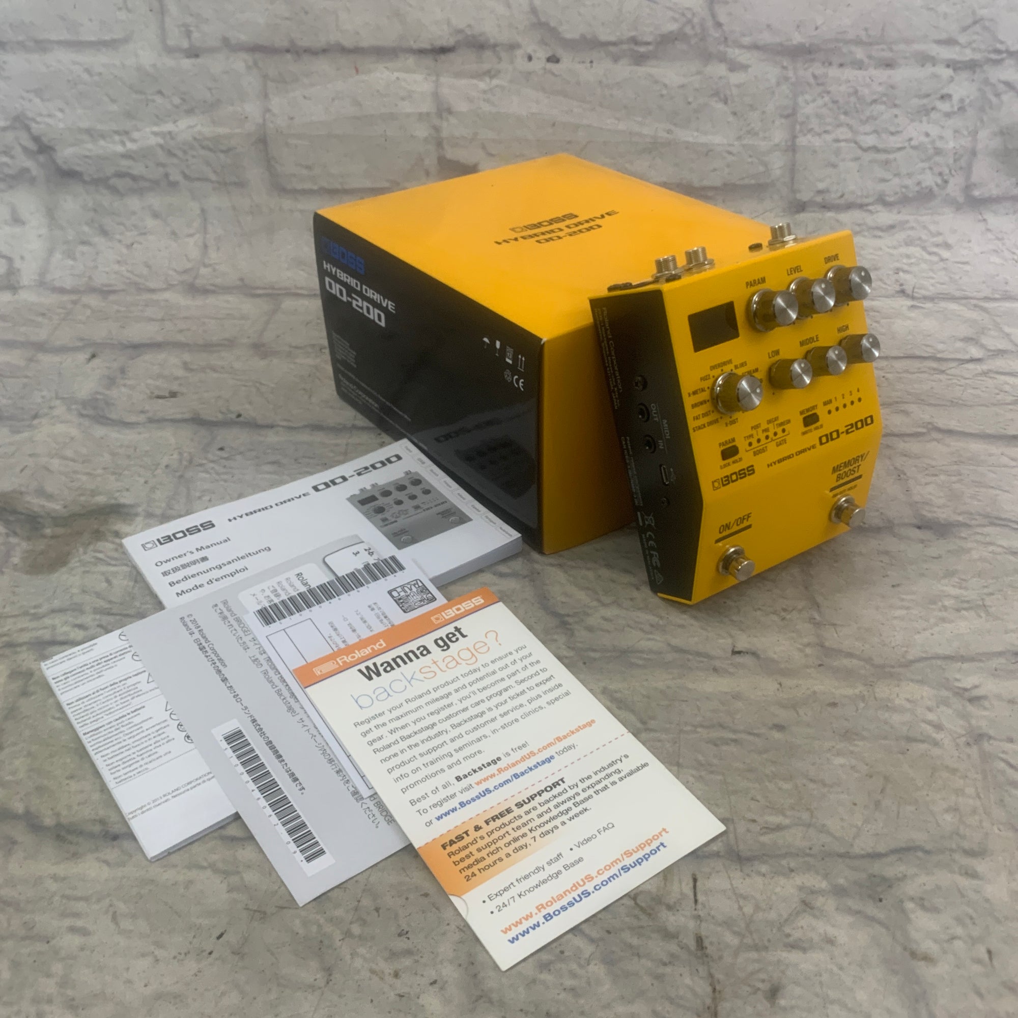Boss OD-200 Hybrid Drive 12 Drive Overdrive/ Boost Pedal