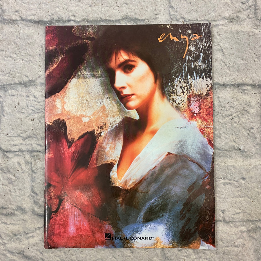 Hal Leonard Enya: Watermark Piano/Vocal/Guitar Book