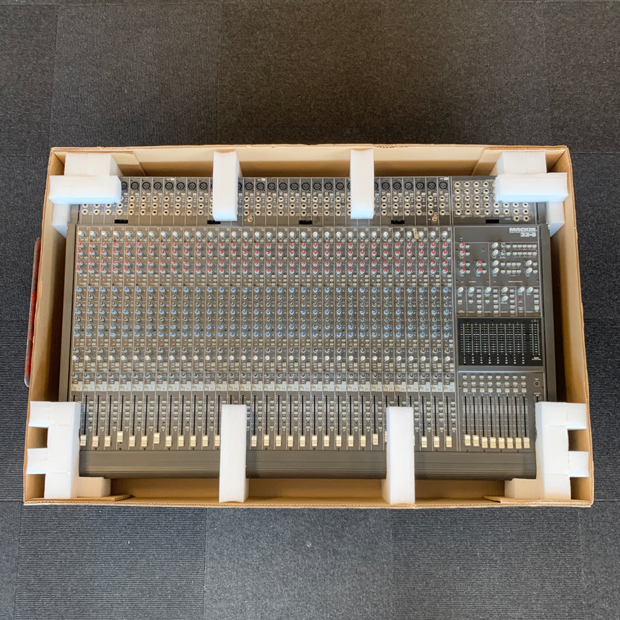 Mackie 32.8 32-Channel 8-Bus Mixing Console w/ Meter Bridge & Power Supply