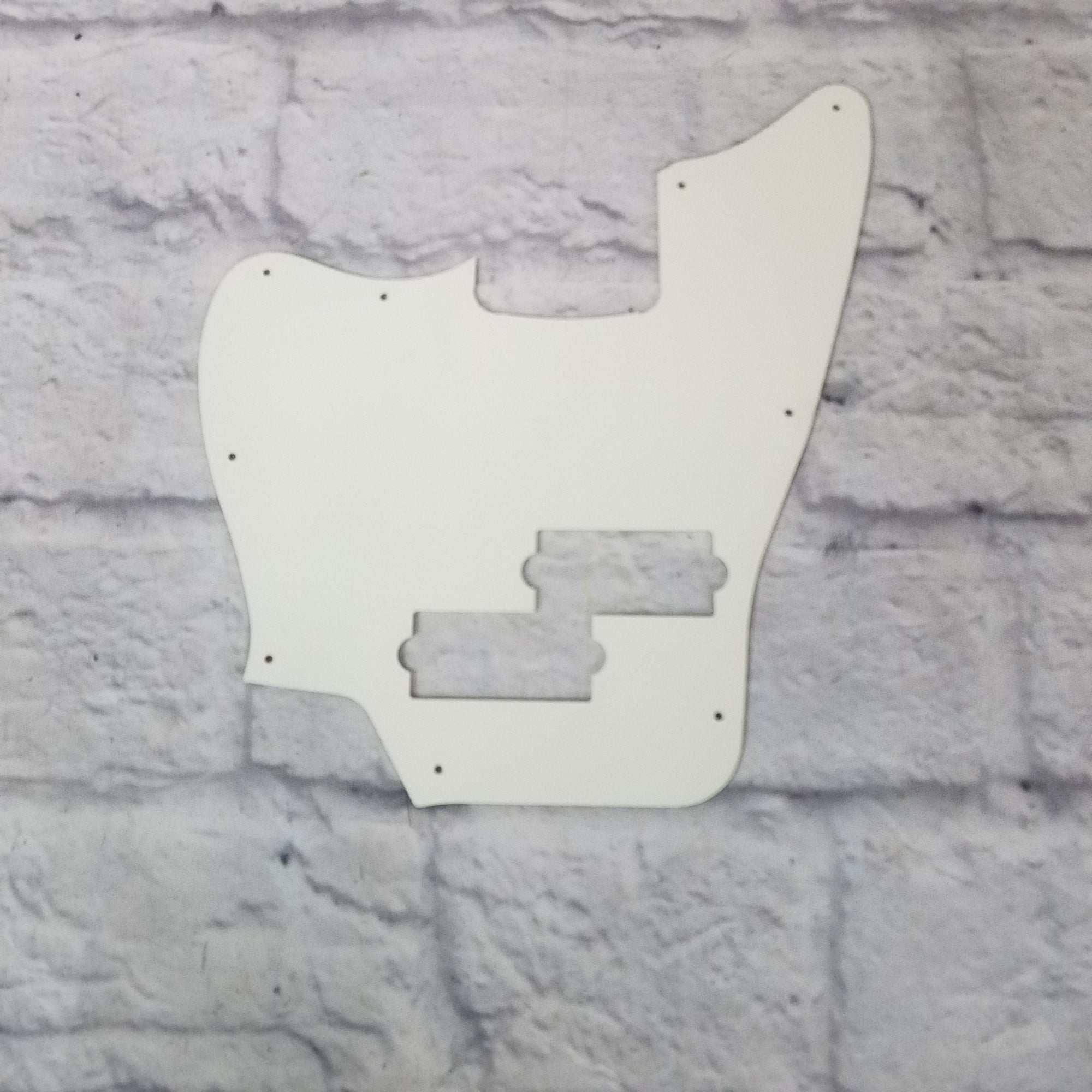 Jaguar Bass Pickguard White