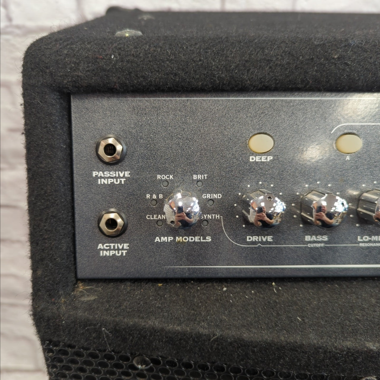 Line 6 Low Down LD 300 Pro Bass Guitar Combo Amp