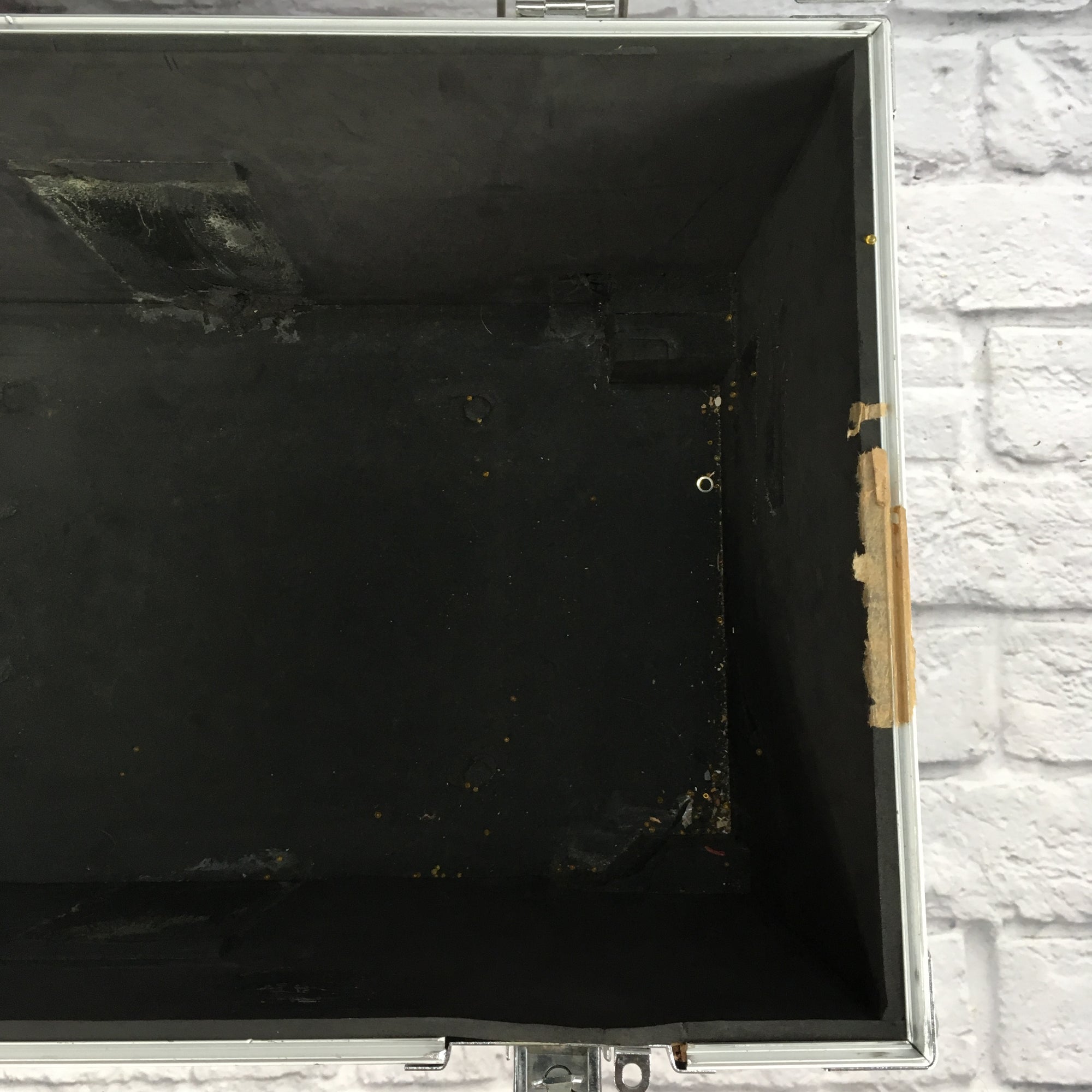 Antari Fazer Road Case