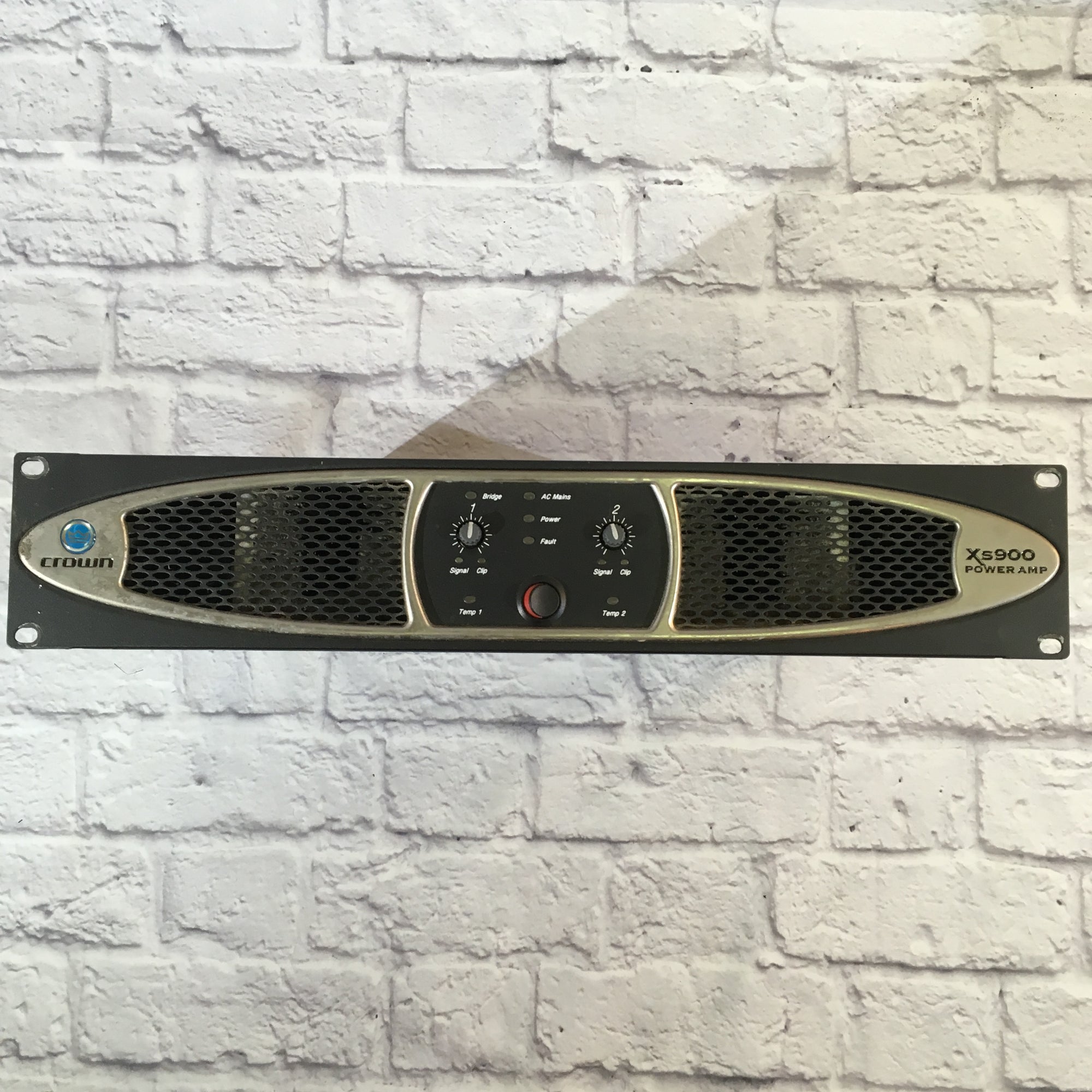 Crown XS900 Power Amp
