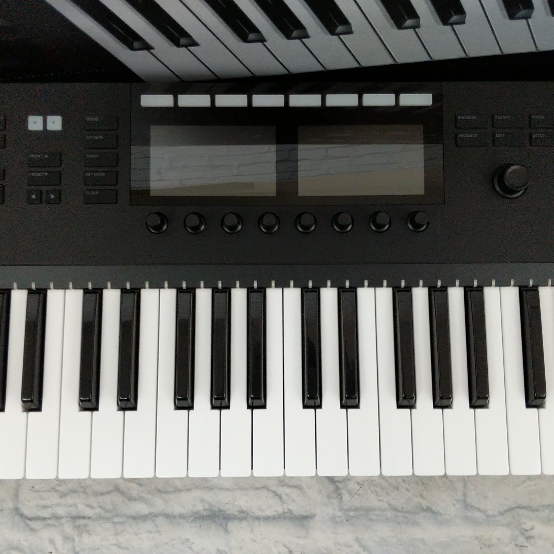Native Instruments Komplete Kontrol S49 Smart Keyboard