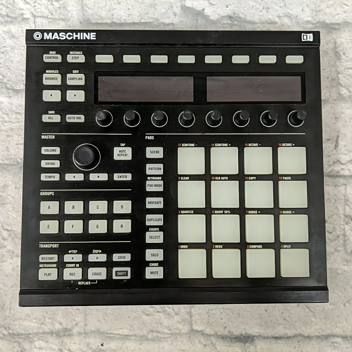 Native Instruments Maschine MkII Controller - Hardware Only