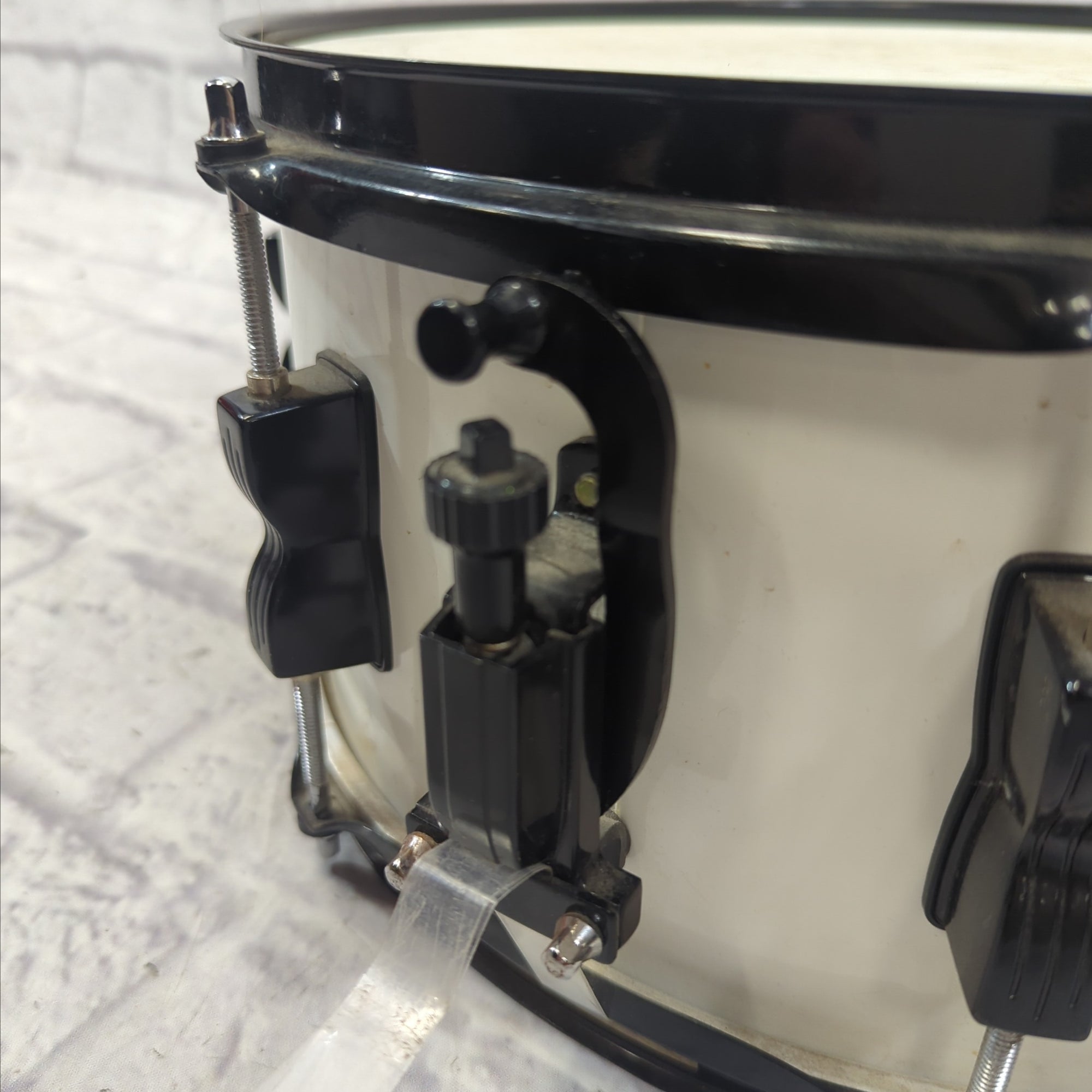 Ludwig Accent 14x6.5 White Snare Drum 14x6.5"