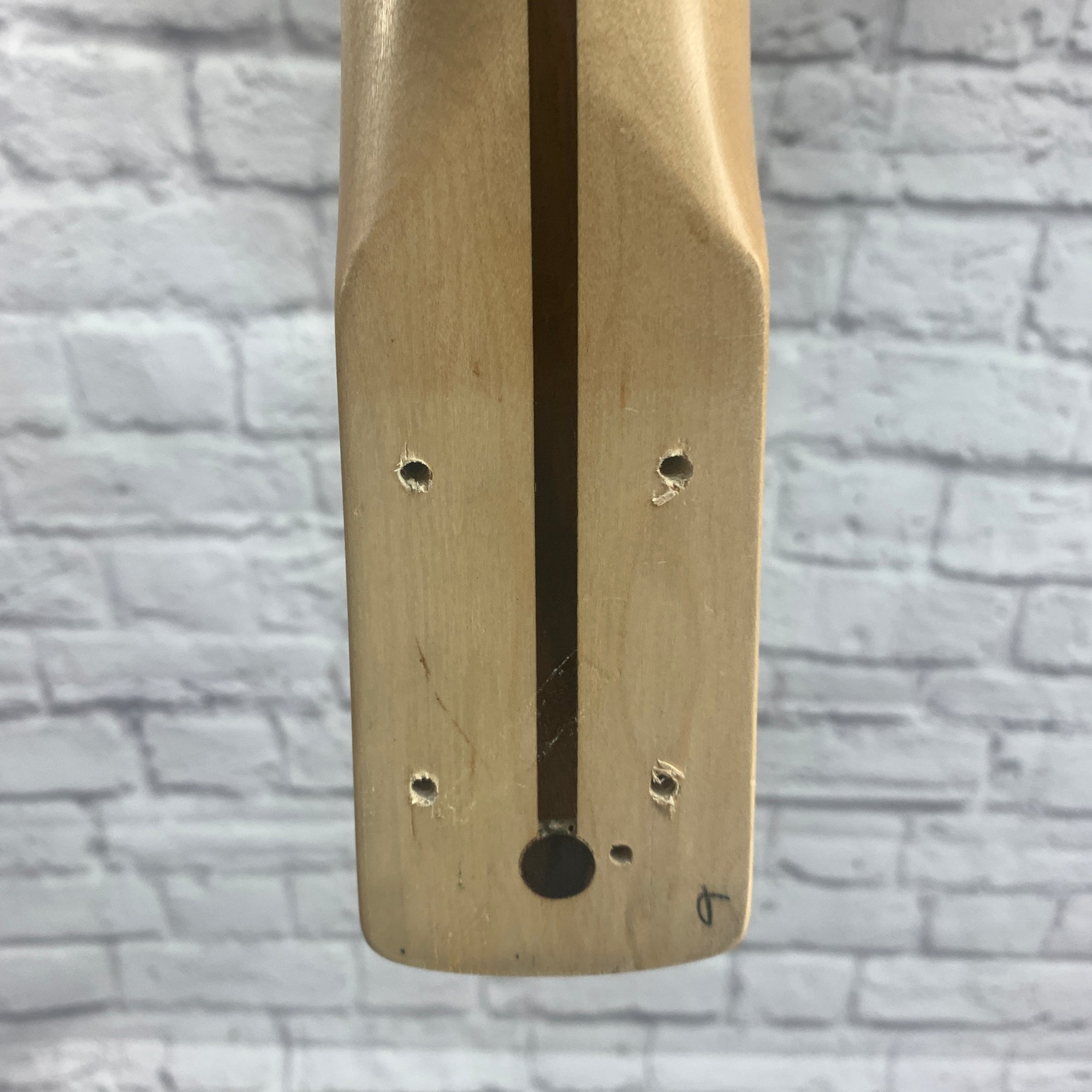 Squier Affinity P Bass Maple Neck