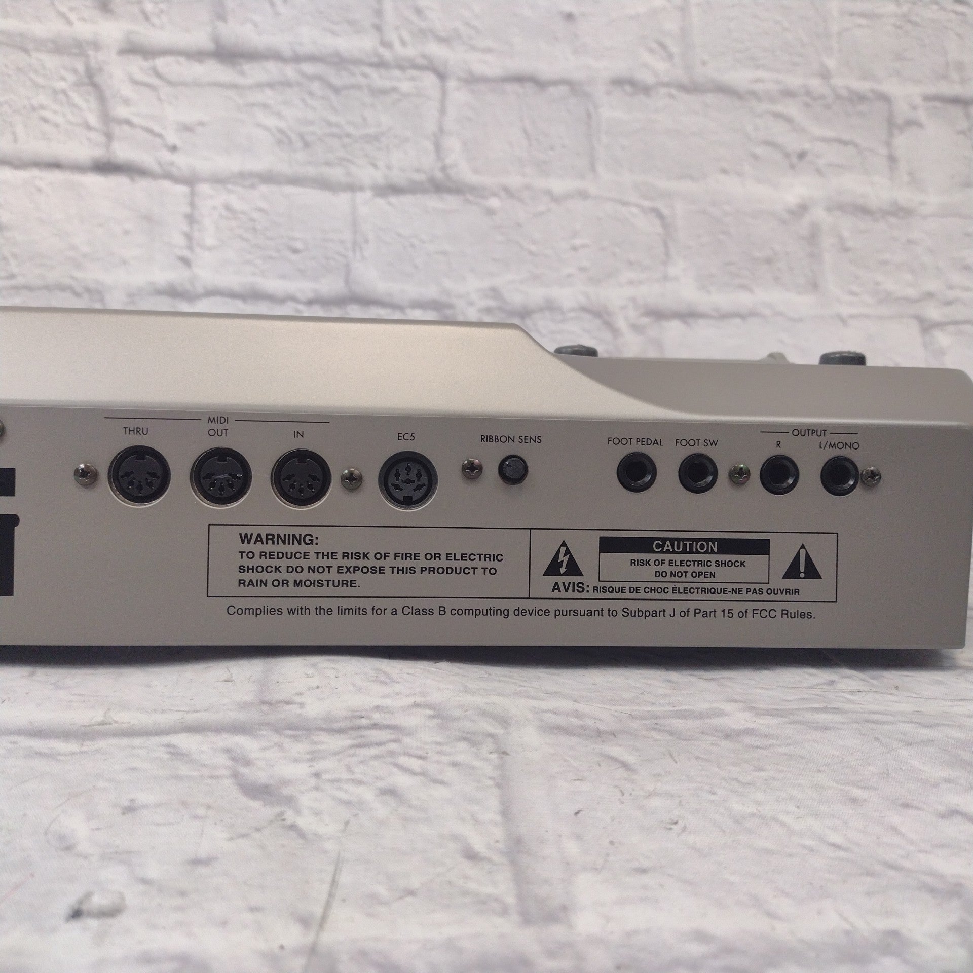 Korg Prophecy Analog Modeling Monophonic Synthesizer