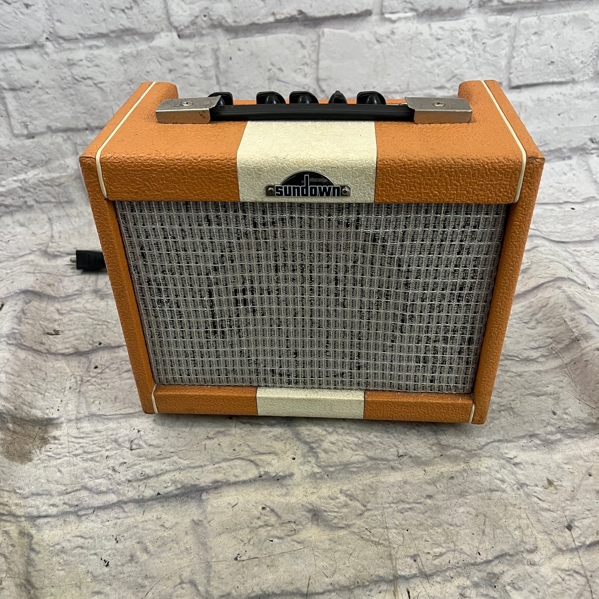 sundown Rover 15r Practice Amp