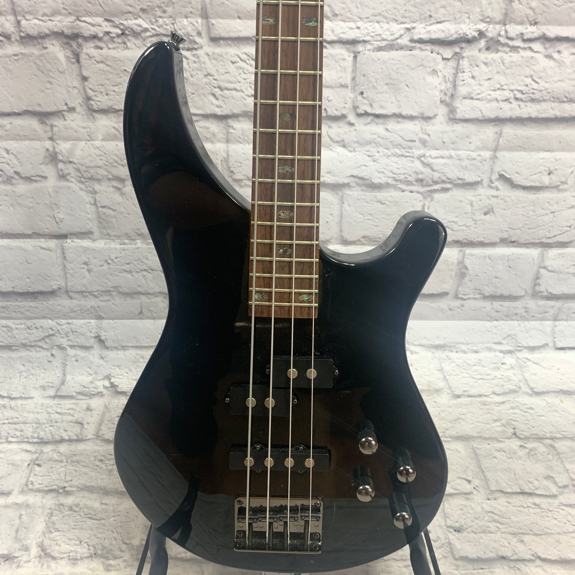 Mitchell MB200BK 4 String Bass
